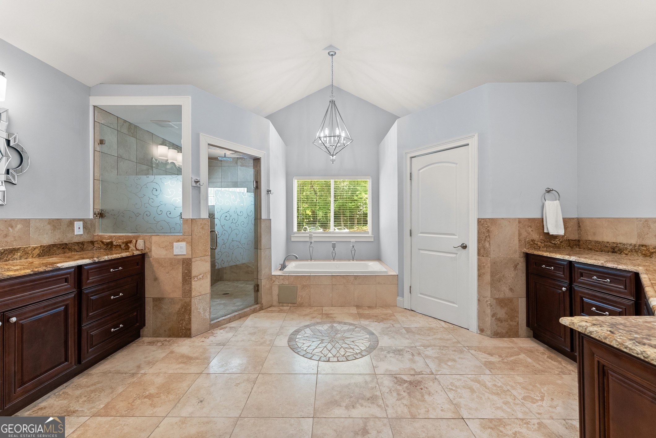 1572 Azalea Drive