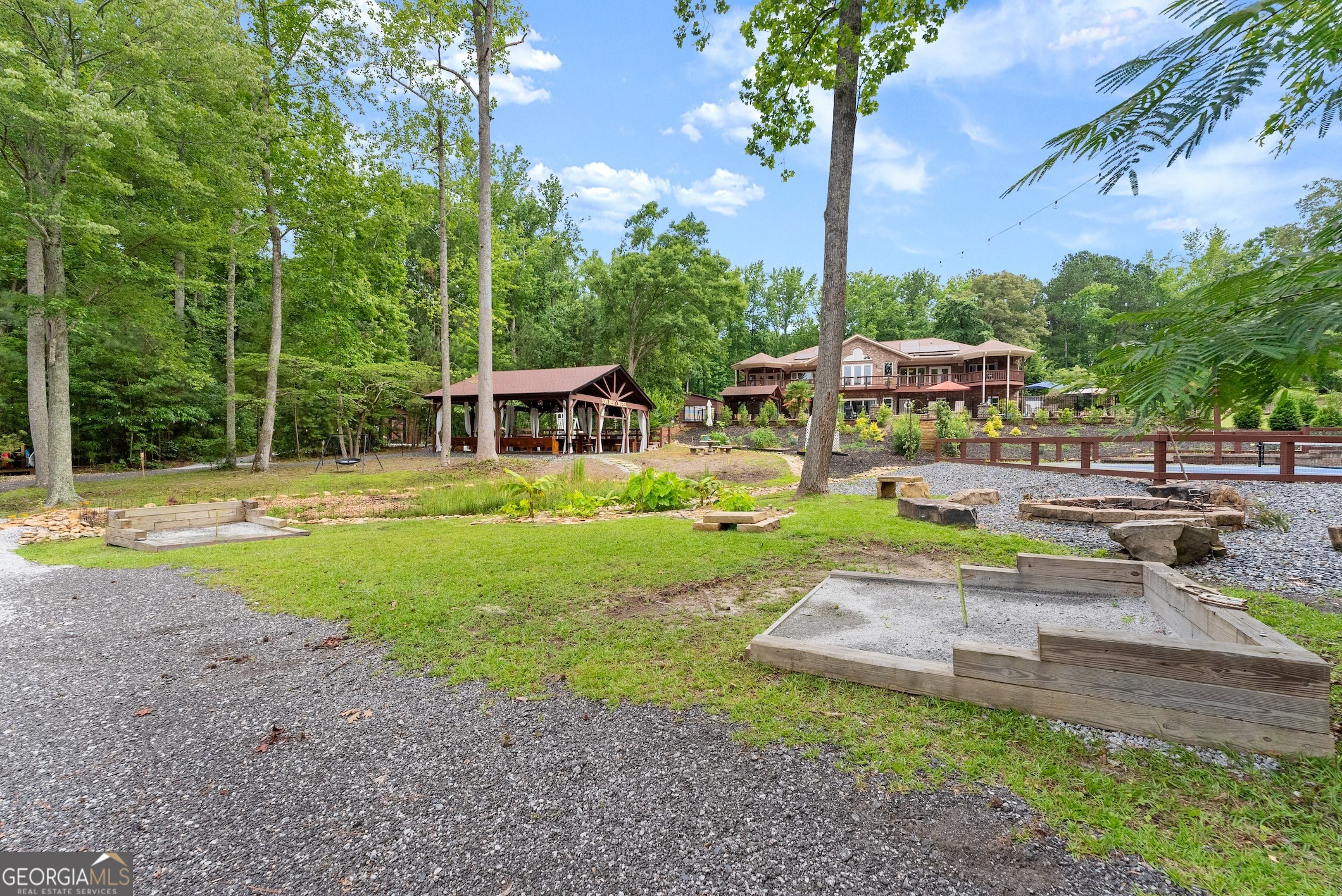 1572 Azalea Drive