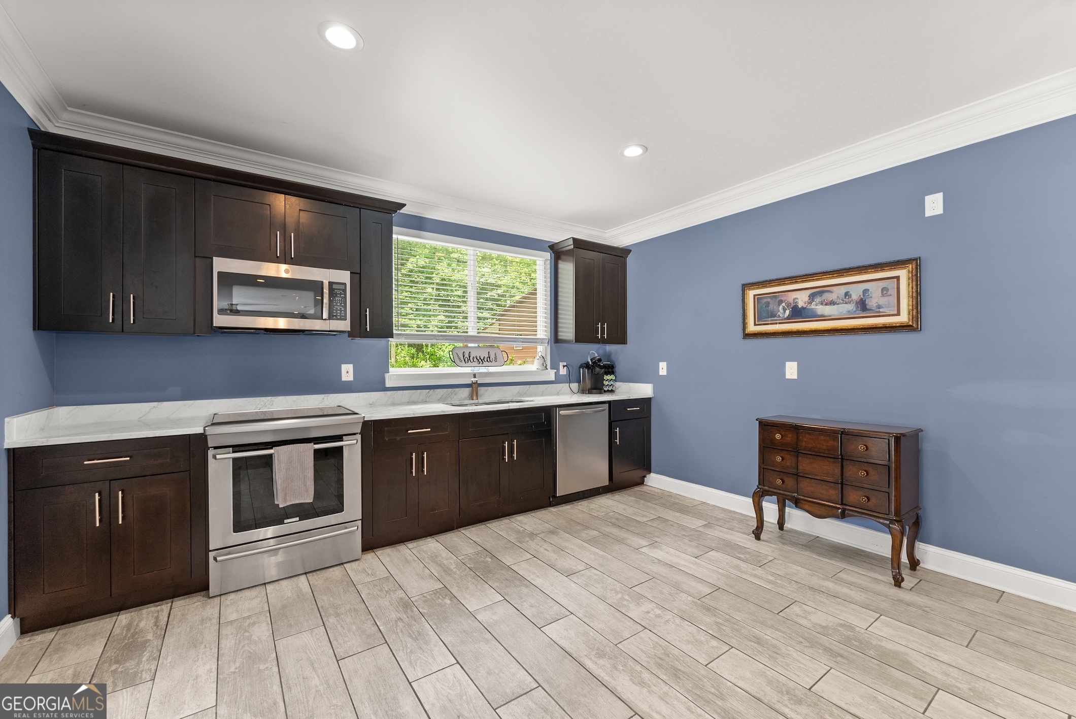 1572 Azalea Drive