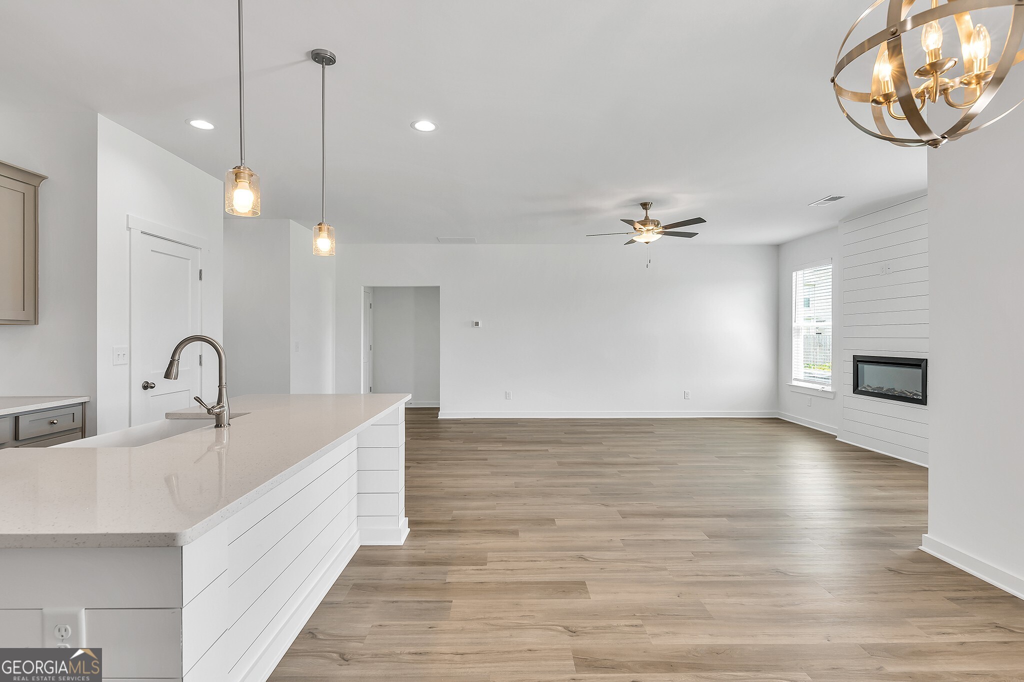 103 Breakwater Way