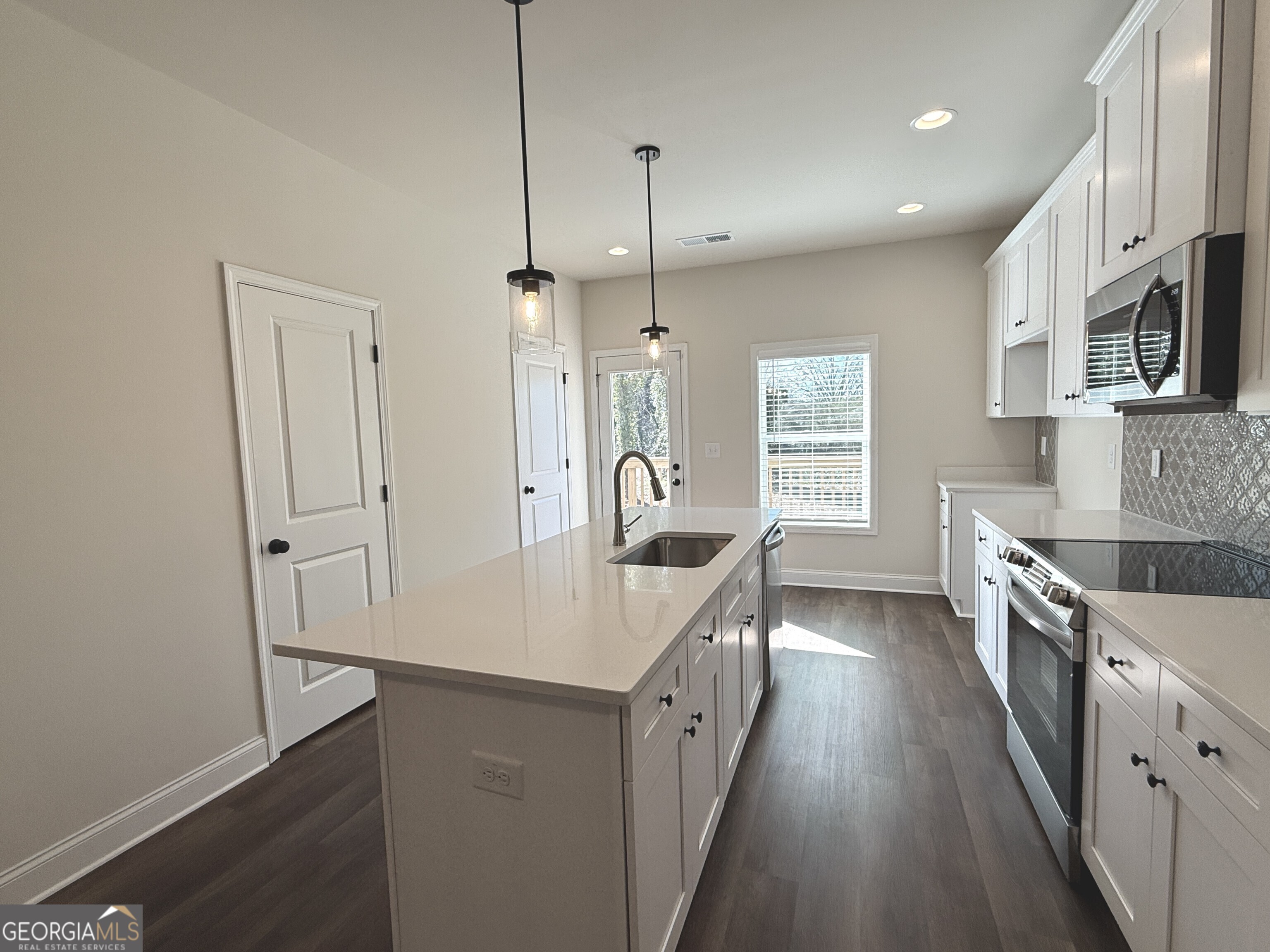 5447 Blossomwood Trail SW