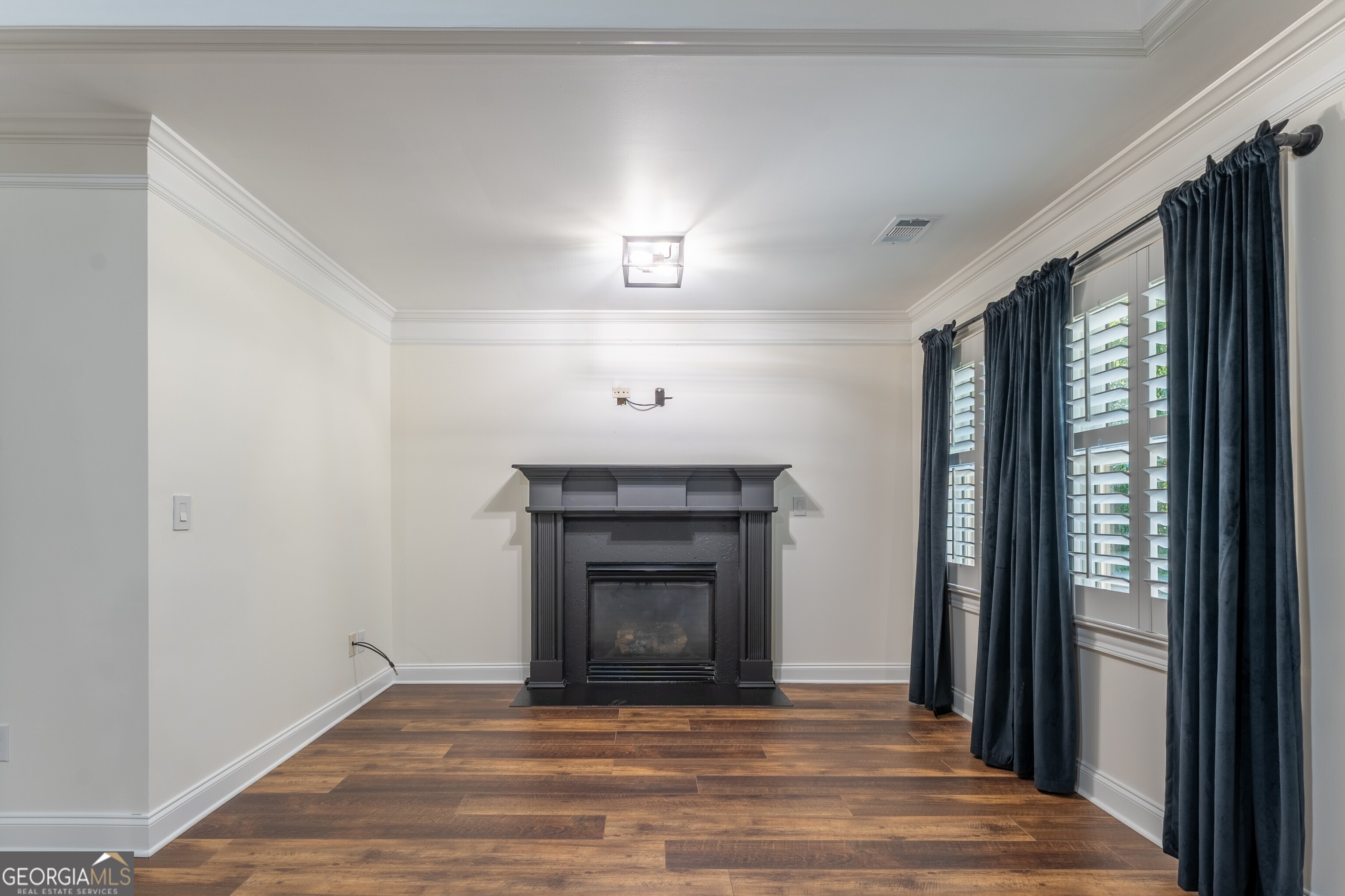 5885 Trailwood Court