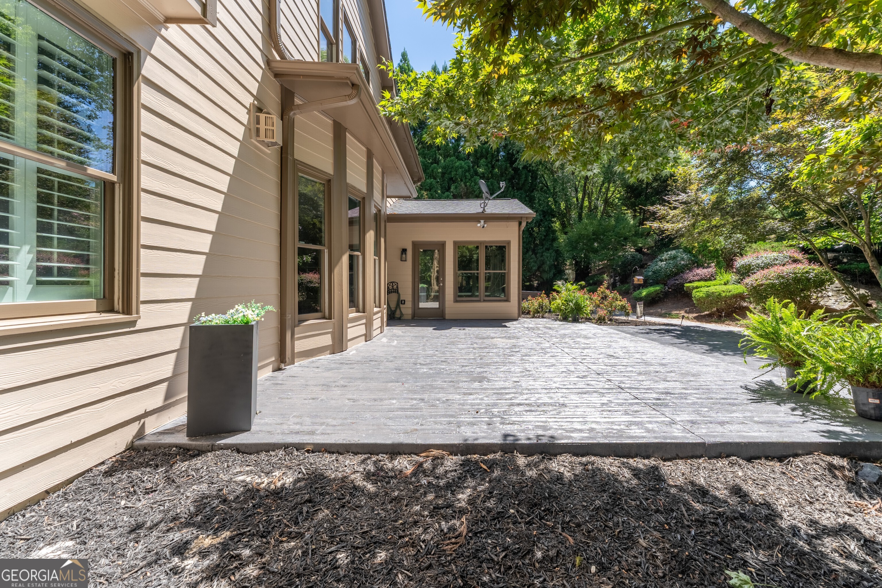5885 Trailwood Court