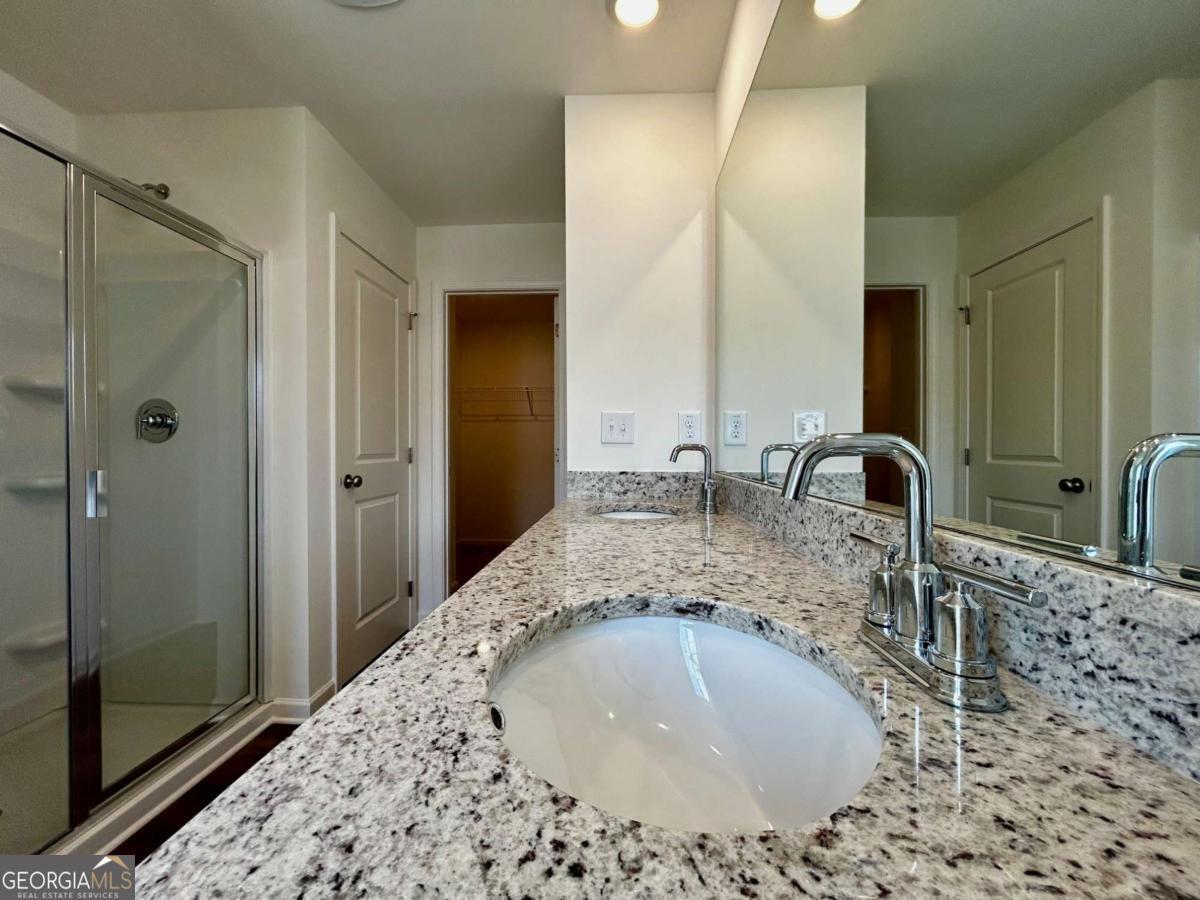1905 Victoria Way # 114