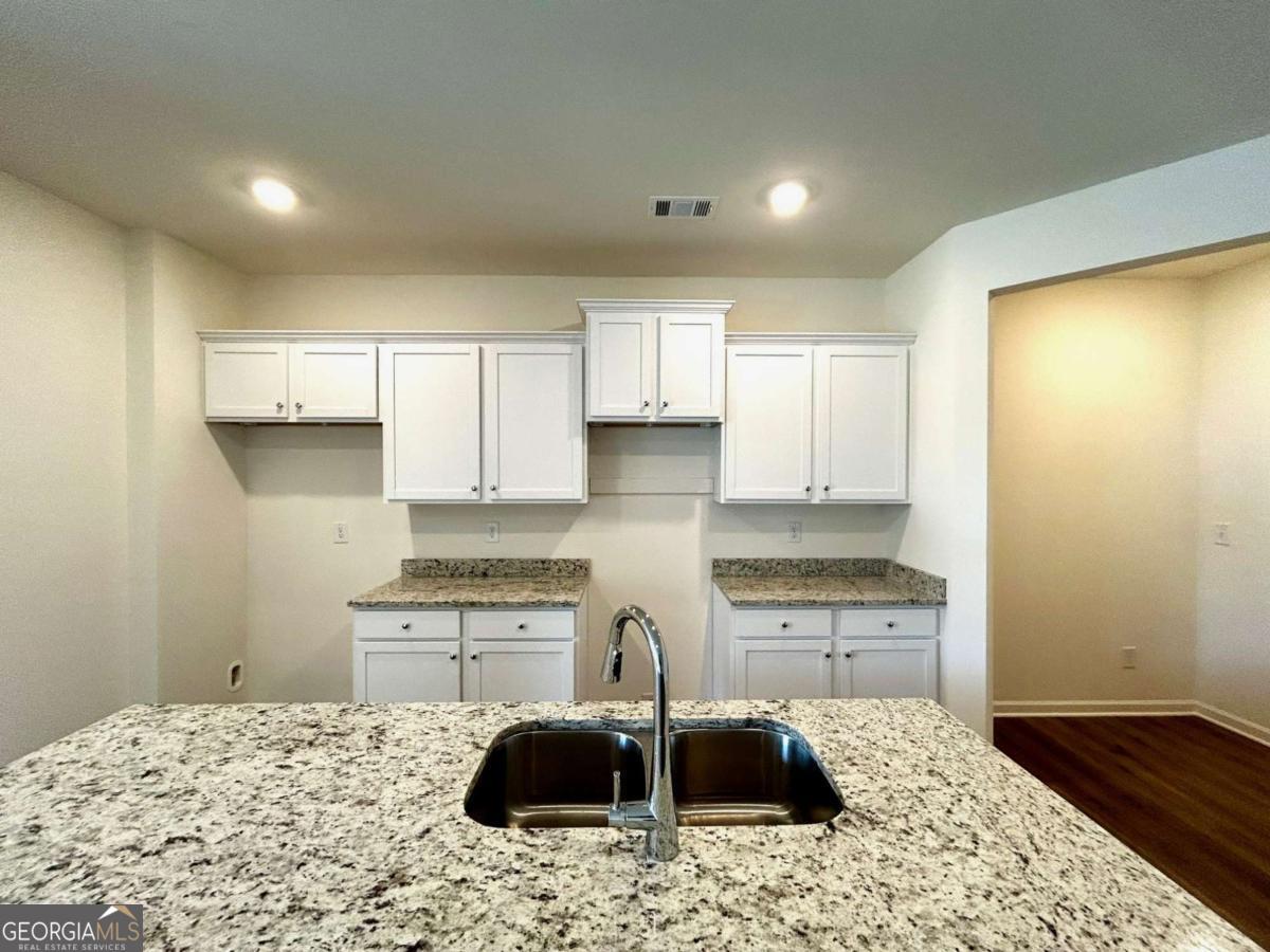 1905 Victoria Way # 114