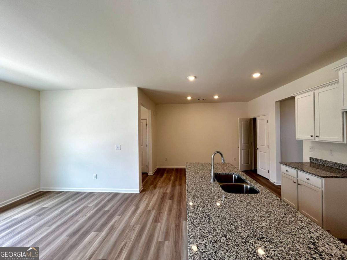 1903 Victoria Way # 113
