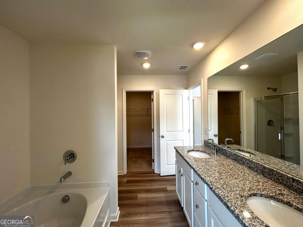 1903 Victoria Way # 113