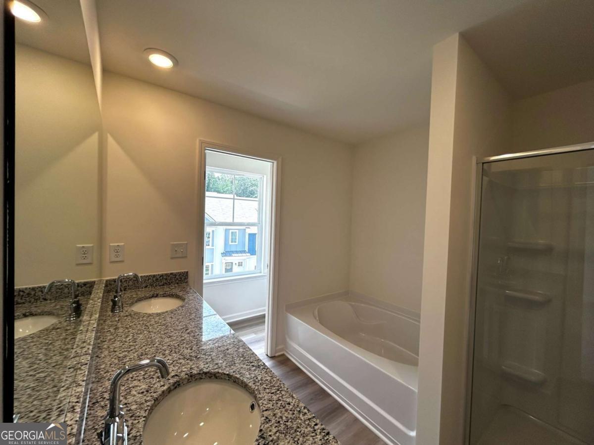 1903 Victoria Way # 113