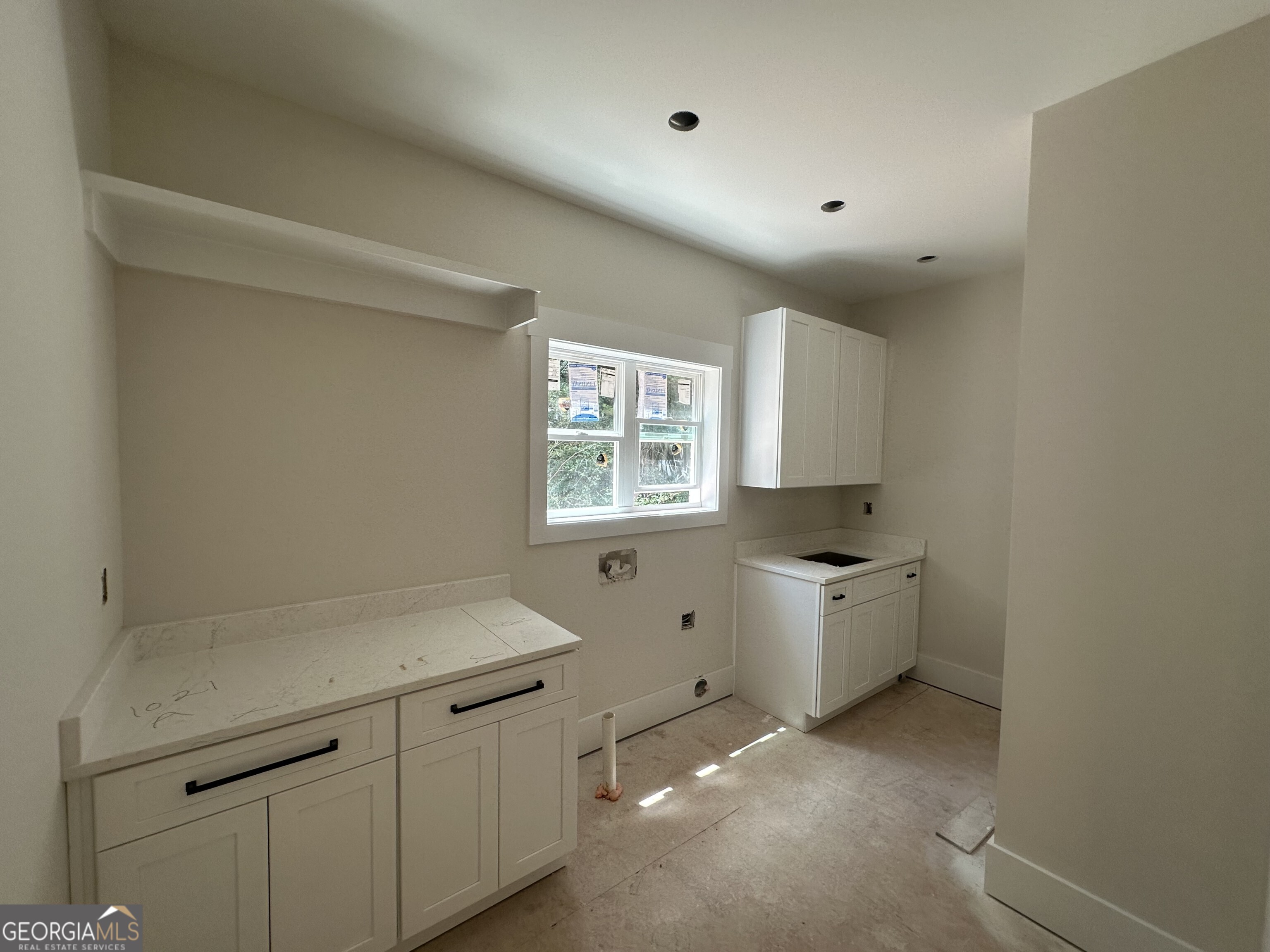 1021 Laurel Pointe