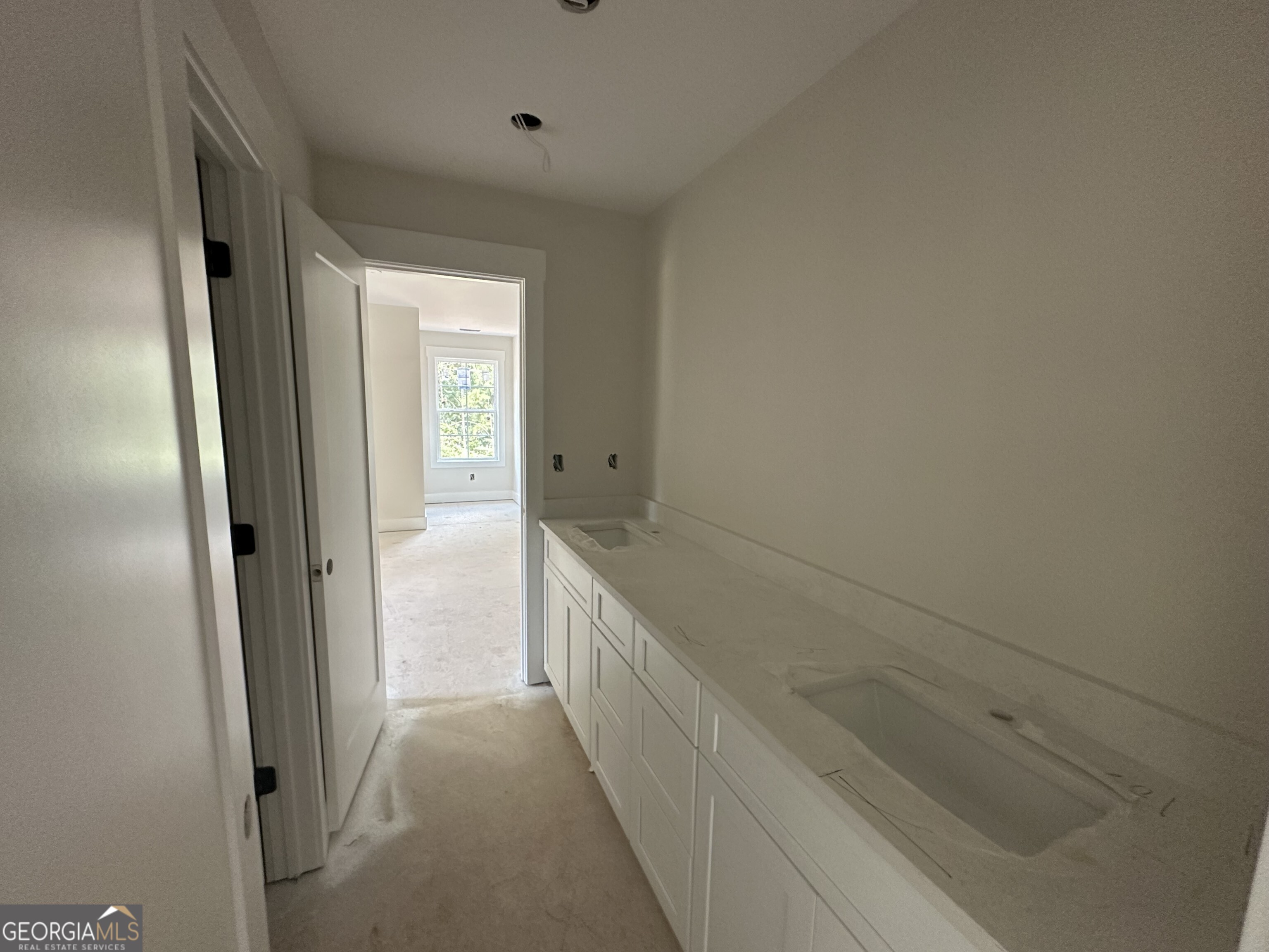 1021 Laurel Pointe