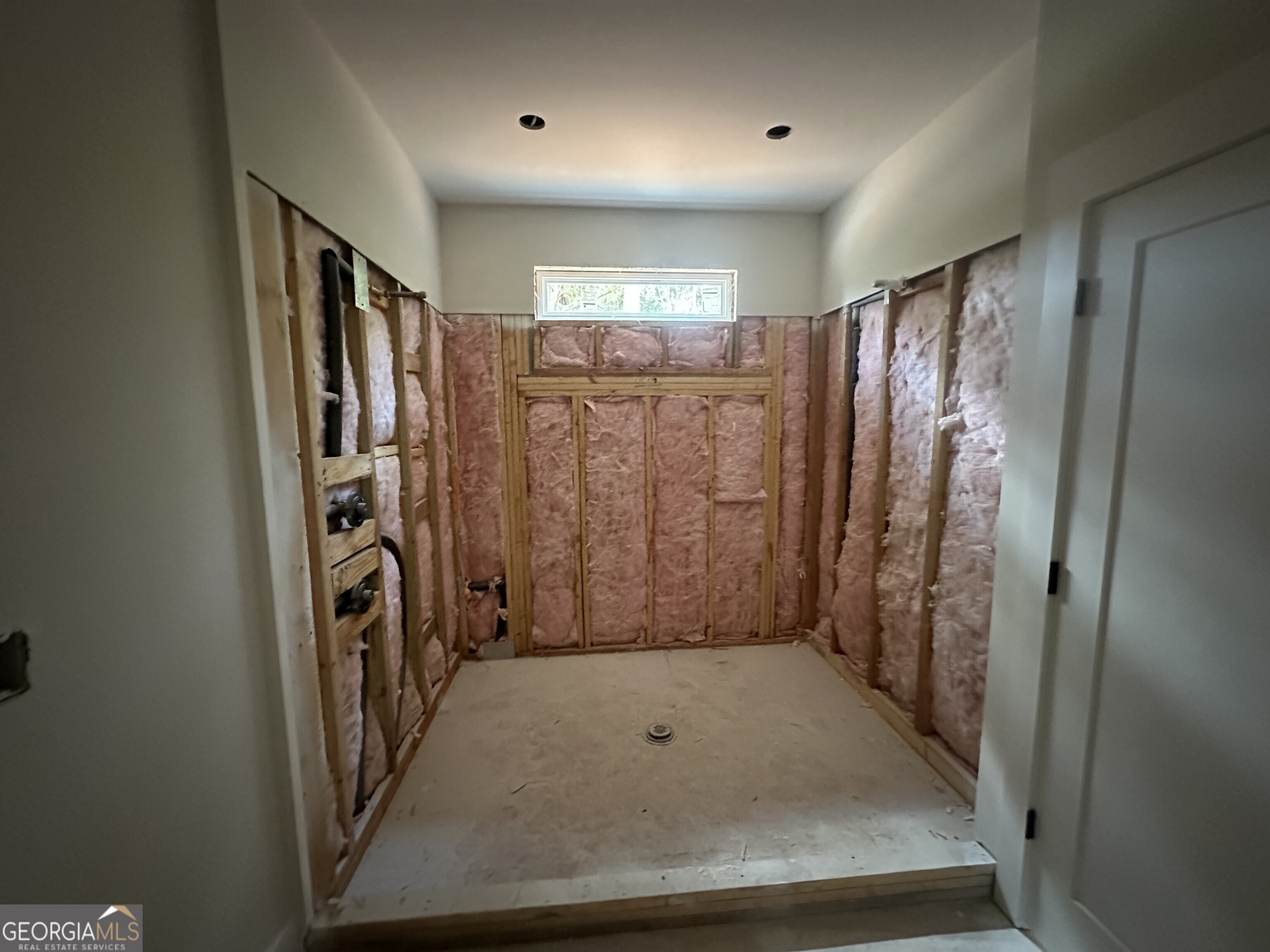 1021 Laurel Pointe