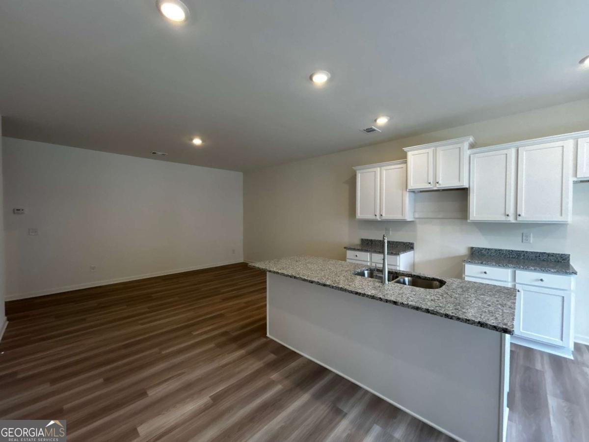 1907 Victoria Way # 115
