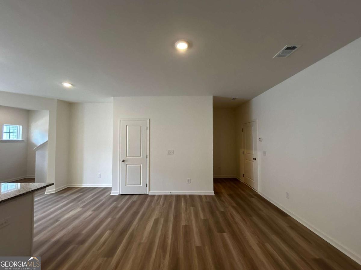 1907 Victoria Way # 115