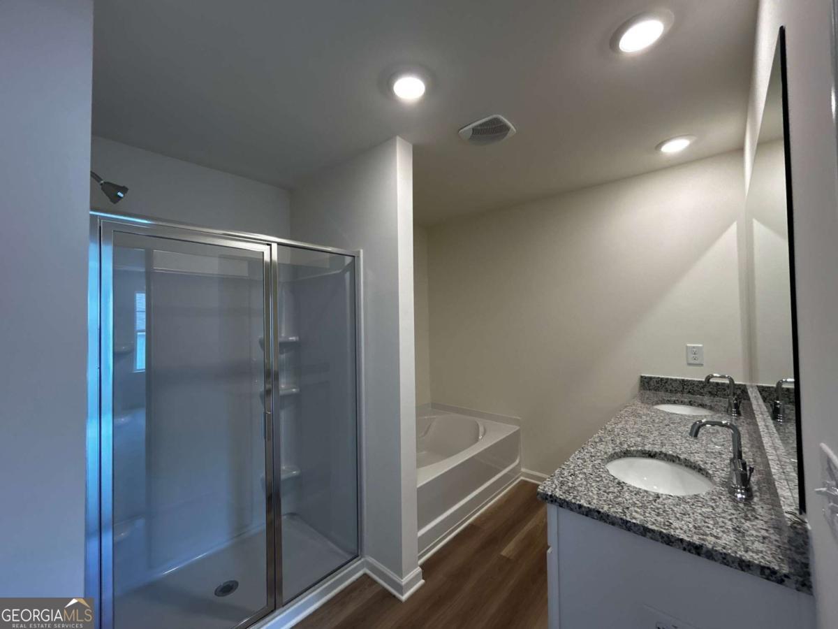 1907 Victoria Way # 115