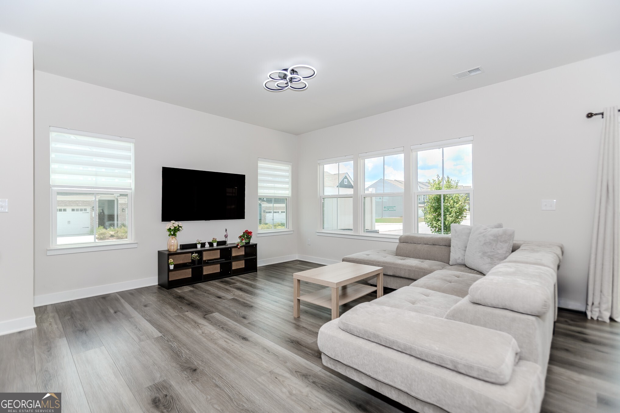 233 Salt Lake Lane