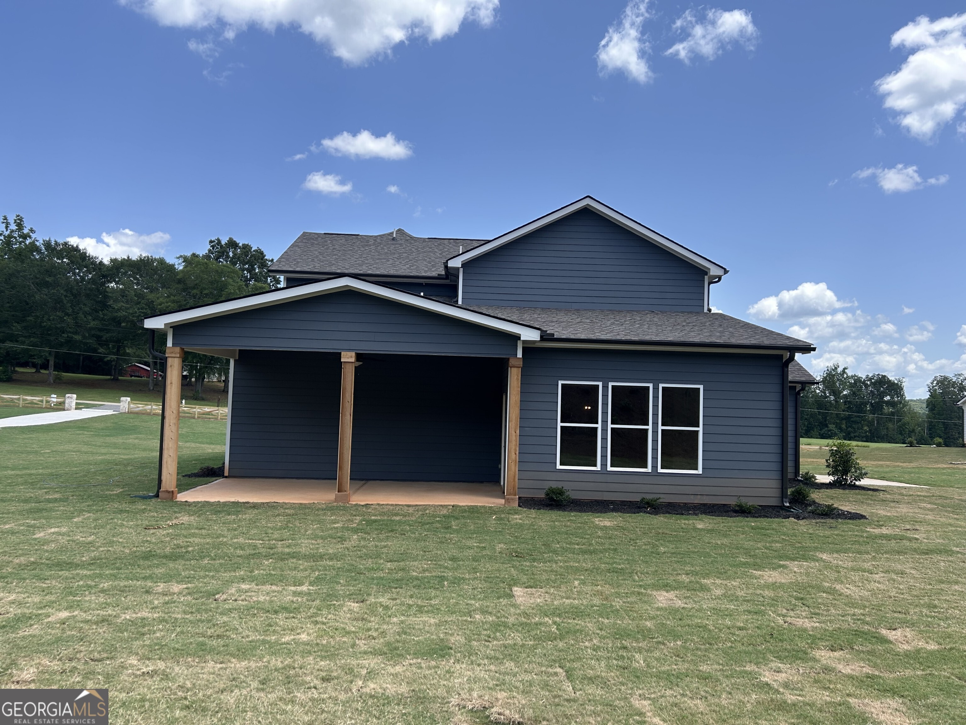 1269 PJ East Road