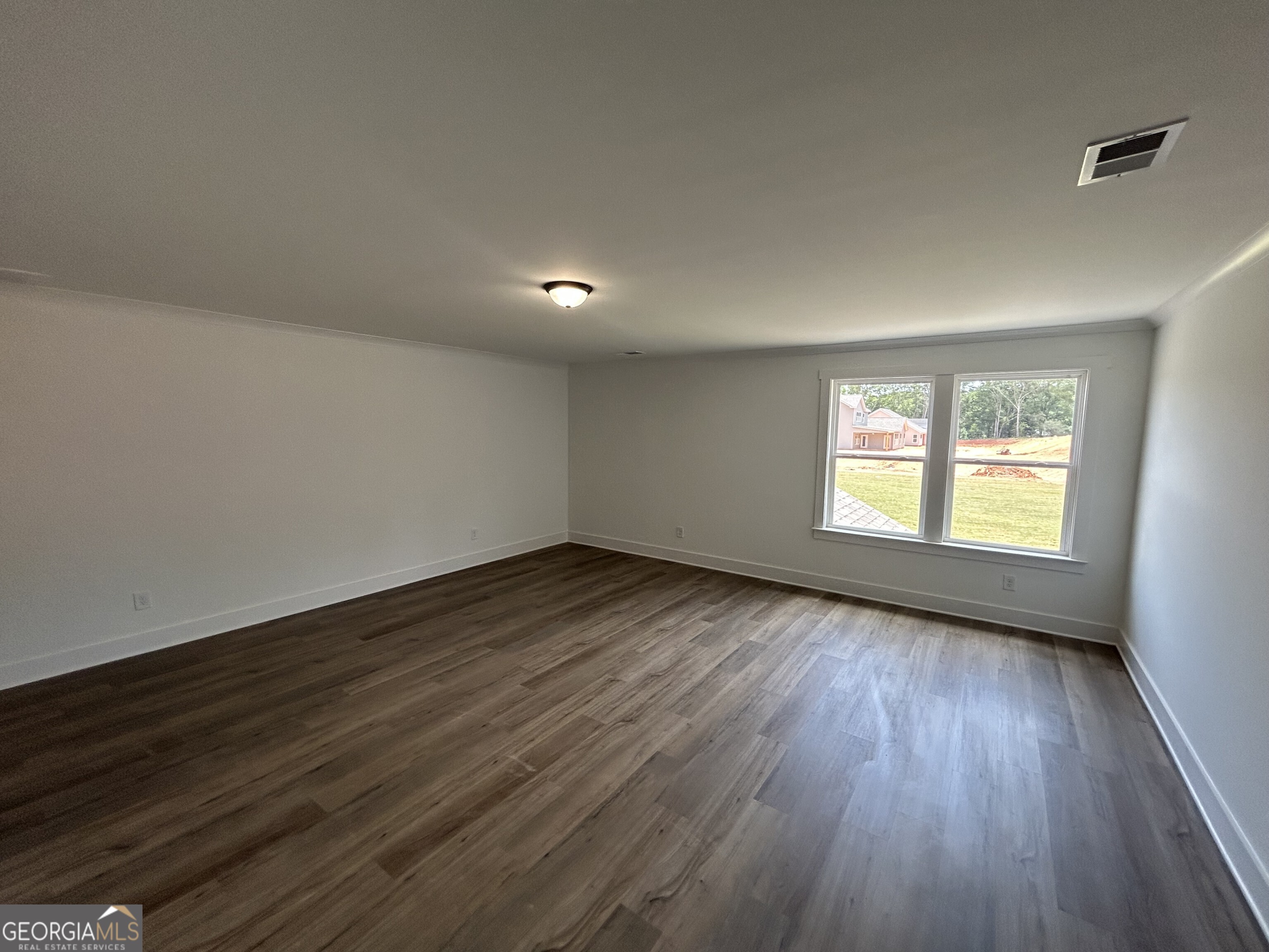 1269 PJ East Road