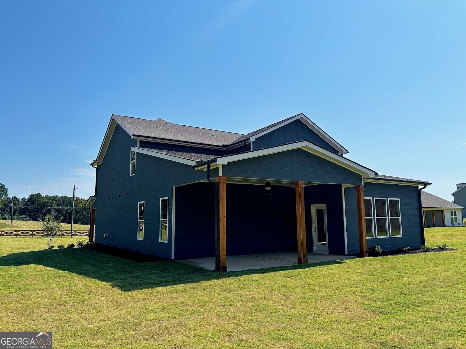 1269 PJ East Road