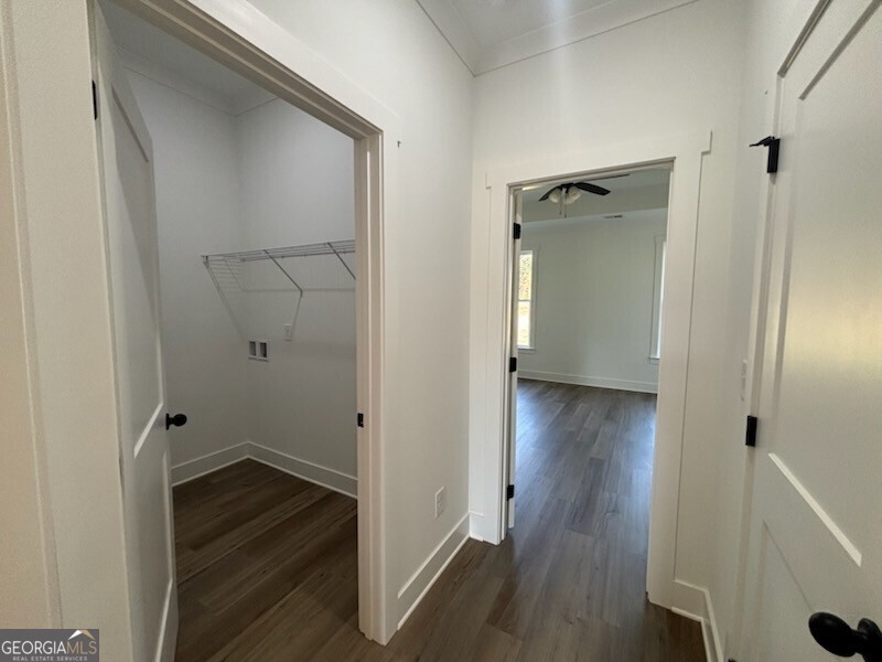 1269 PJ East Road