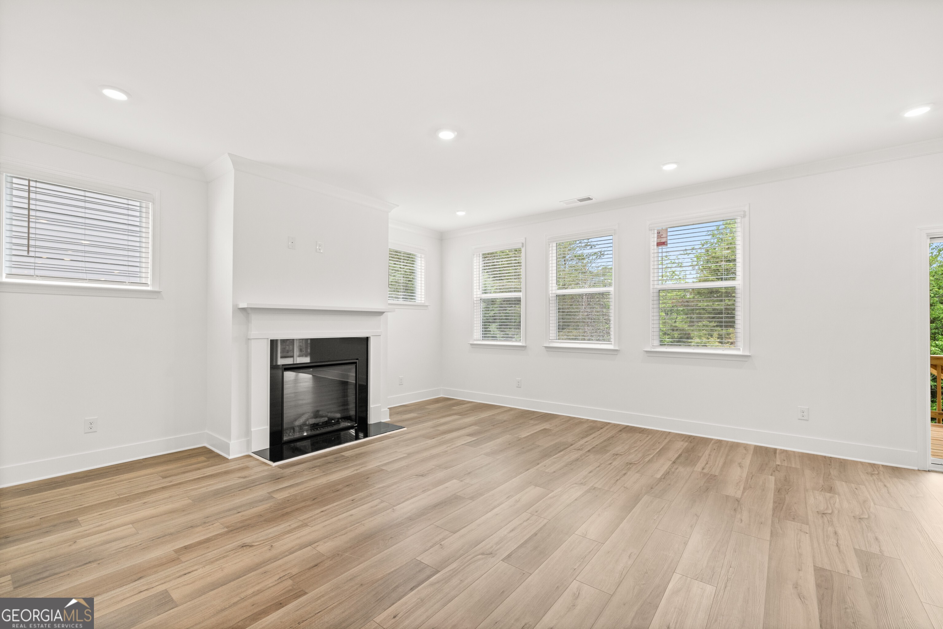 1551 Longleaf Court