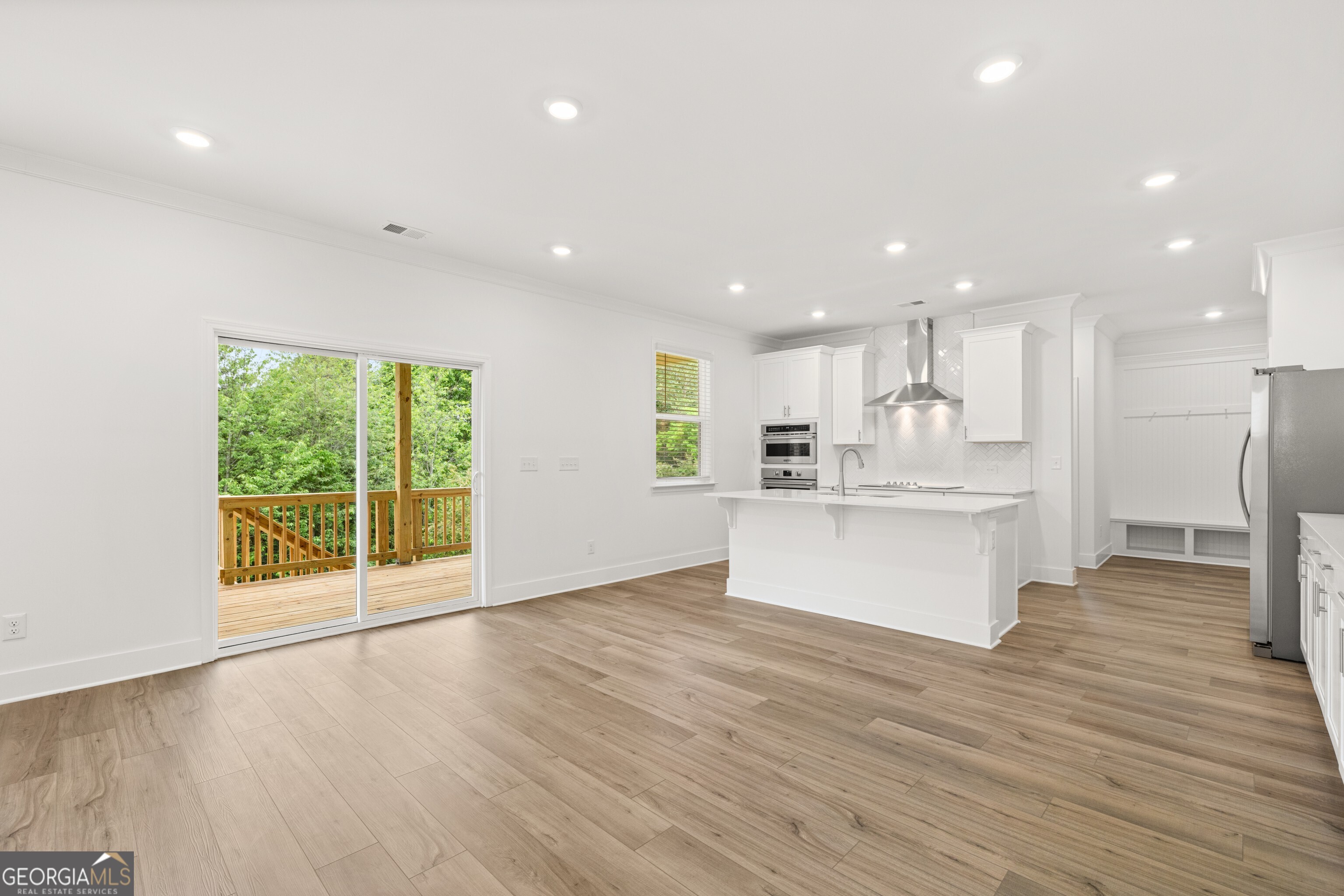 1551 Longleaf Court