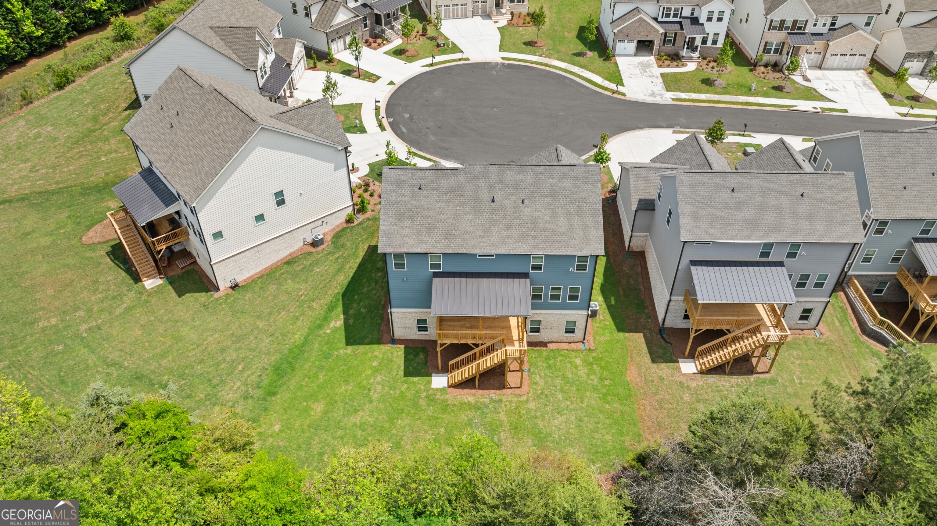 1551 Longleaf Court