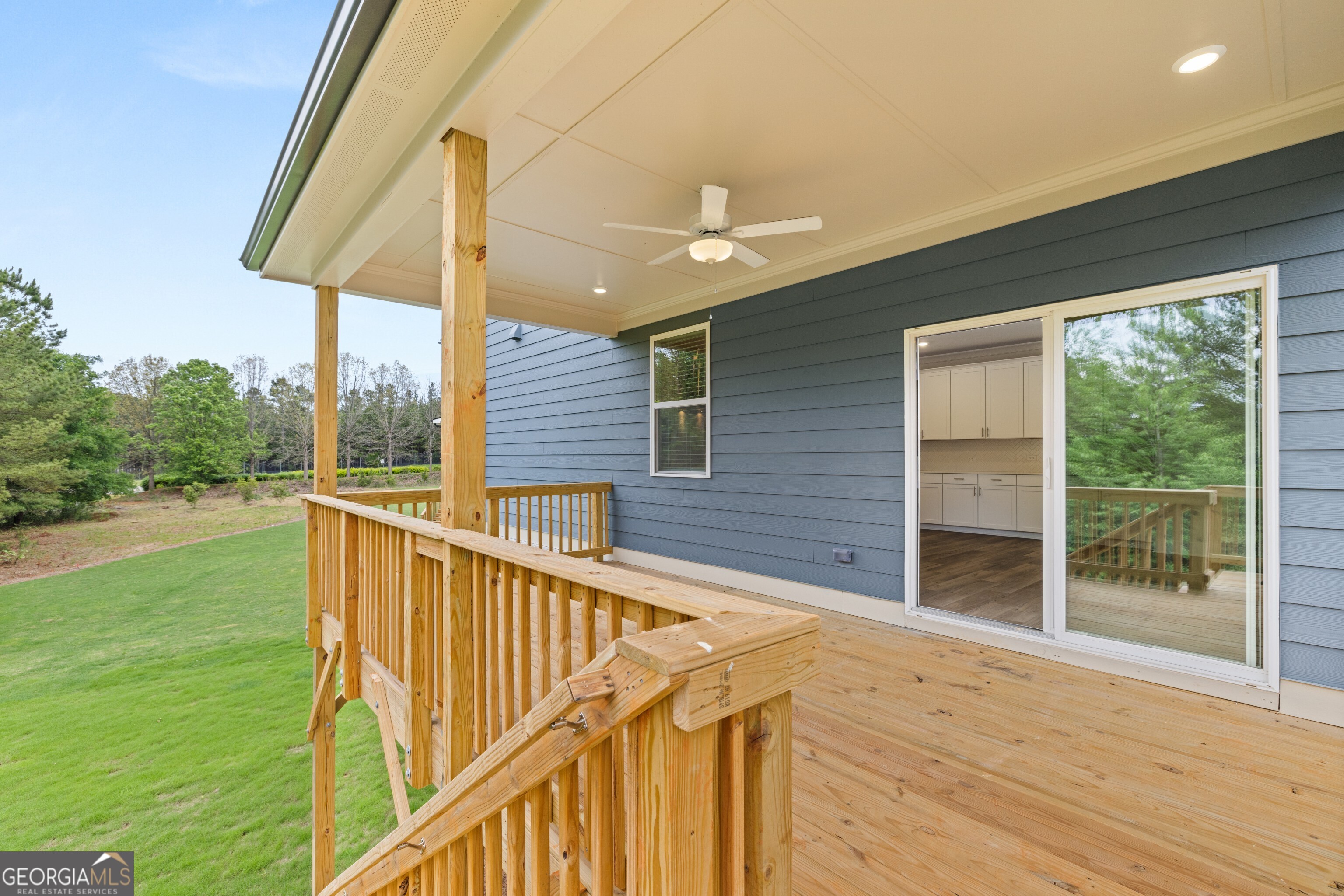 1551 Longleaf Court