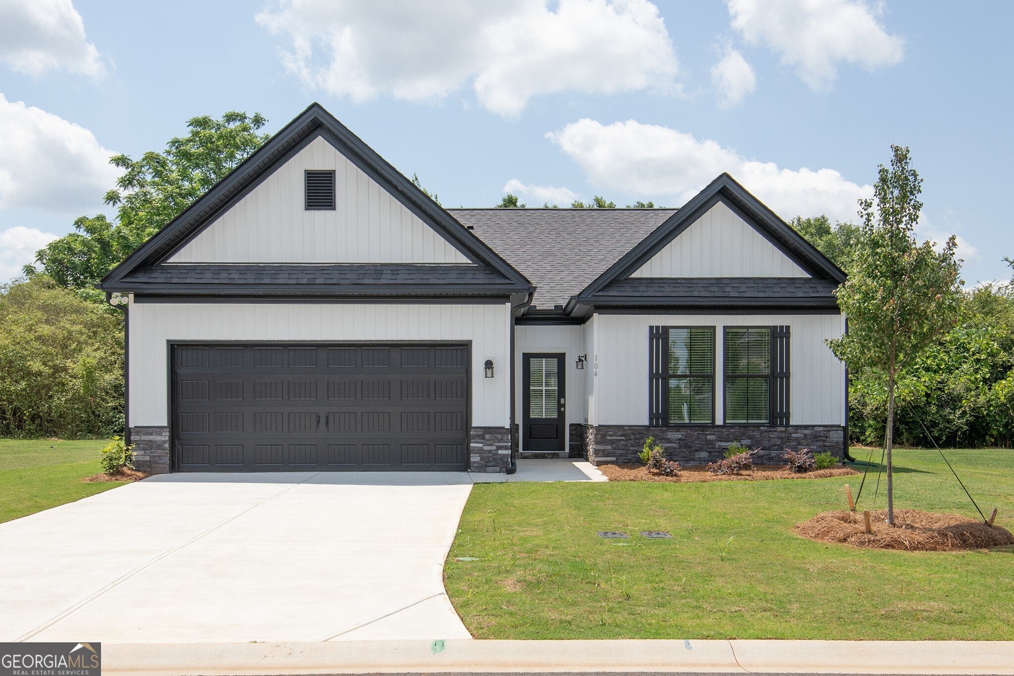104 Breakwater Way