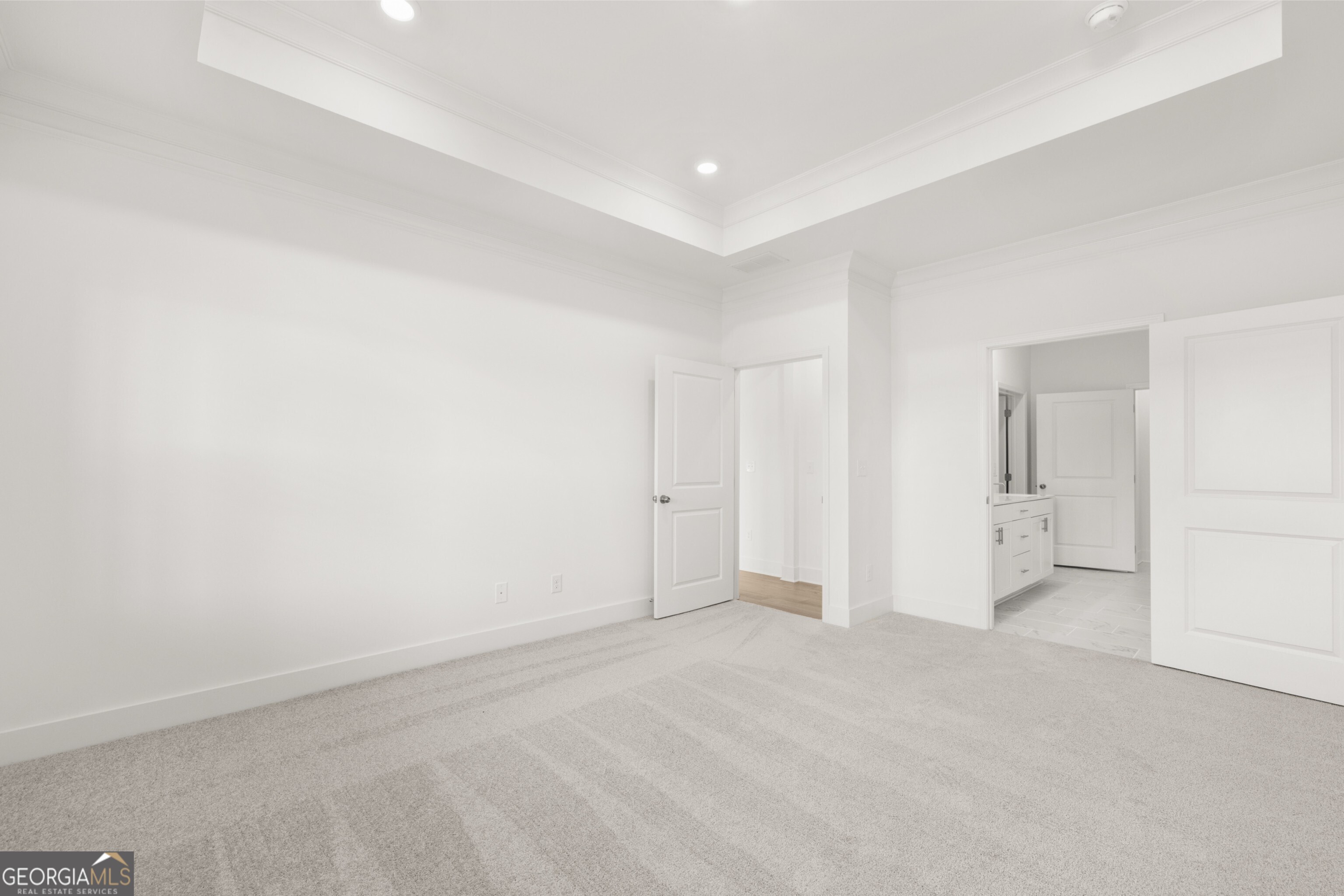 2576 Freshwater Court