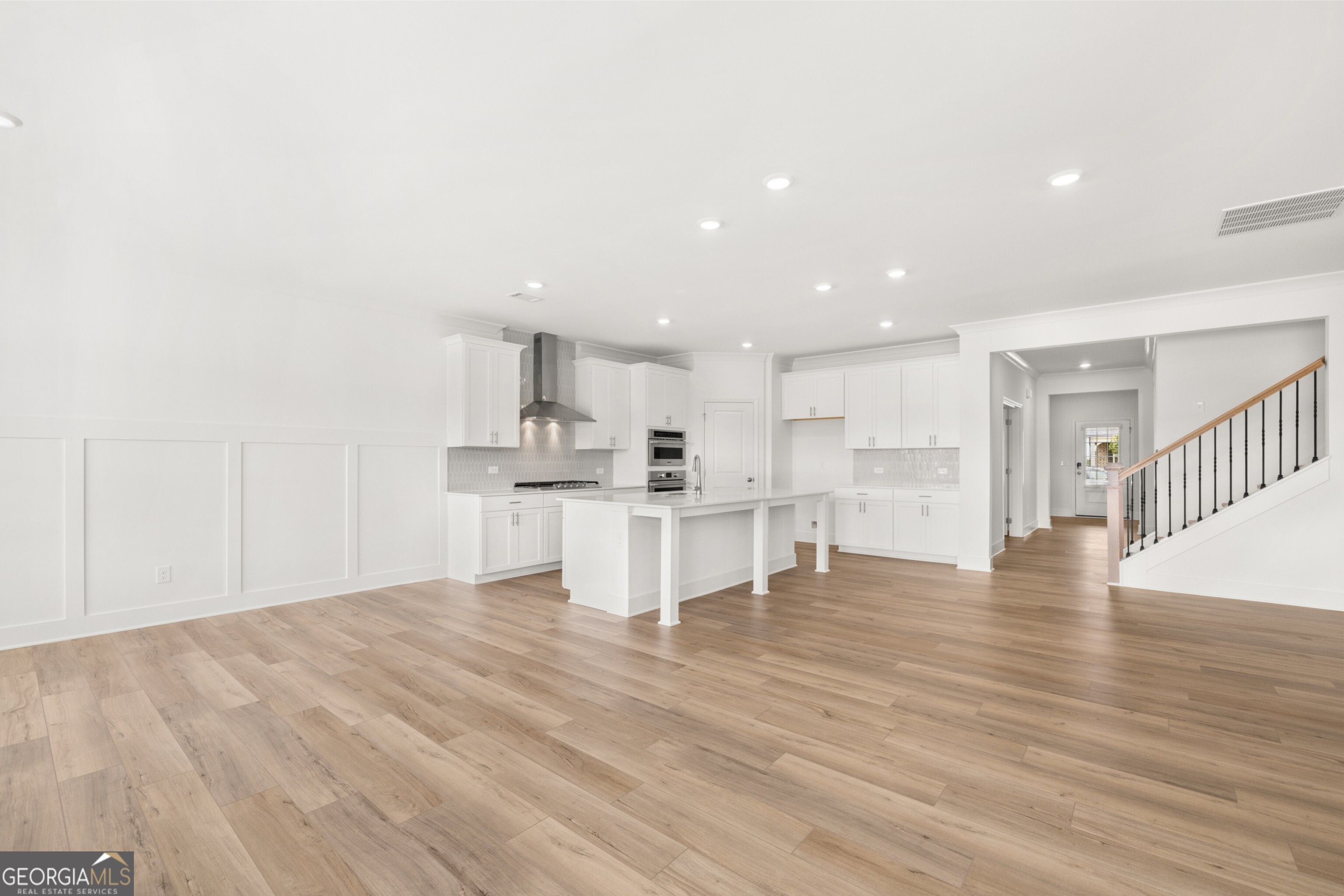 2576 Freshwater Court