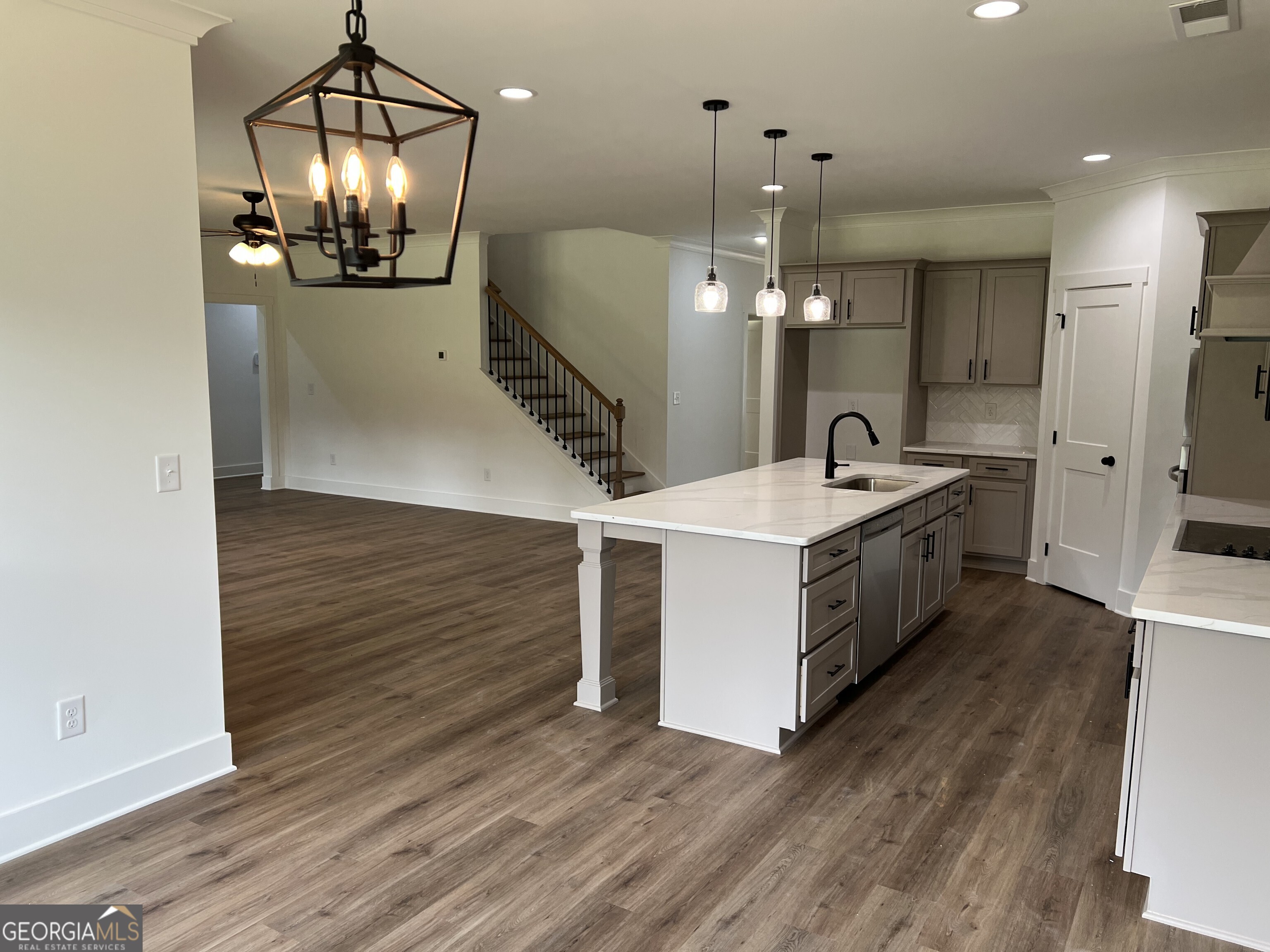 144 Tomahawk Trail