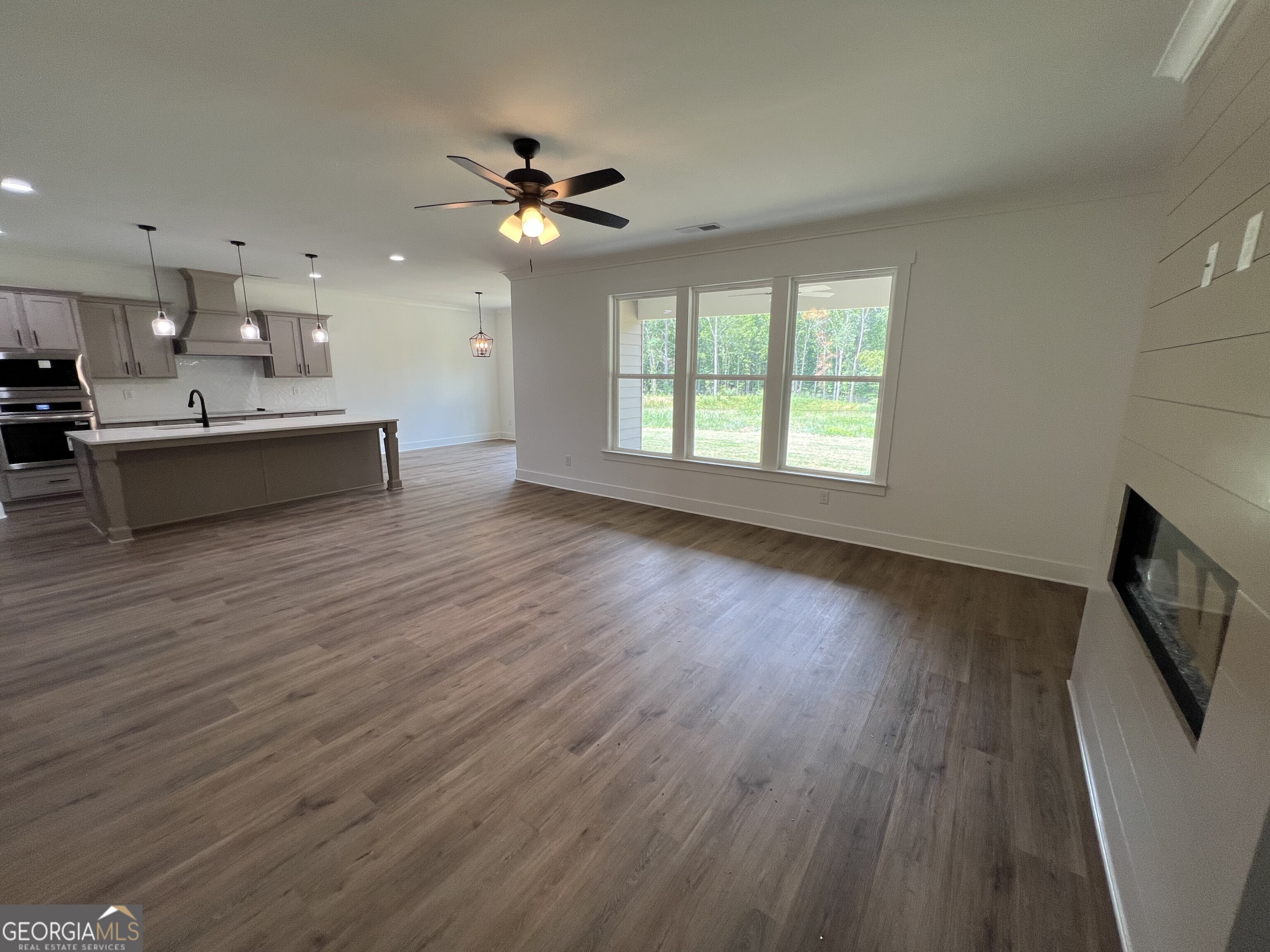 144 Tomahawk Trail