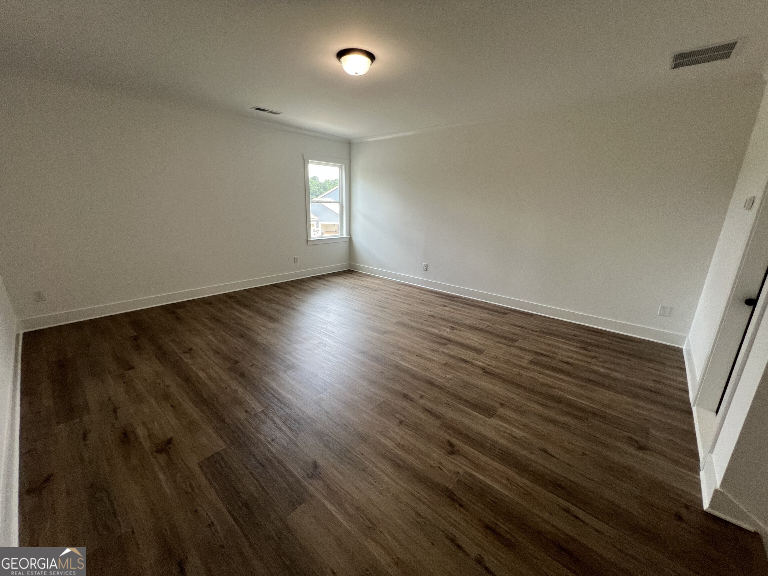 144 Tomahawk Trail