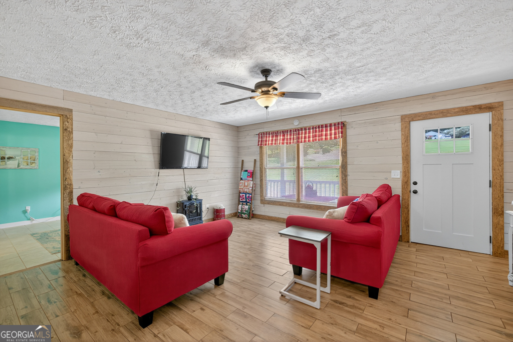4625 Ben Hill Drive