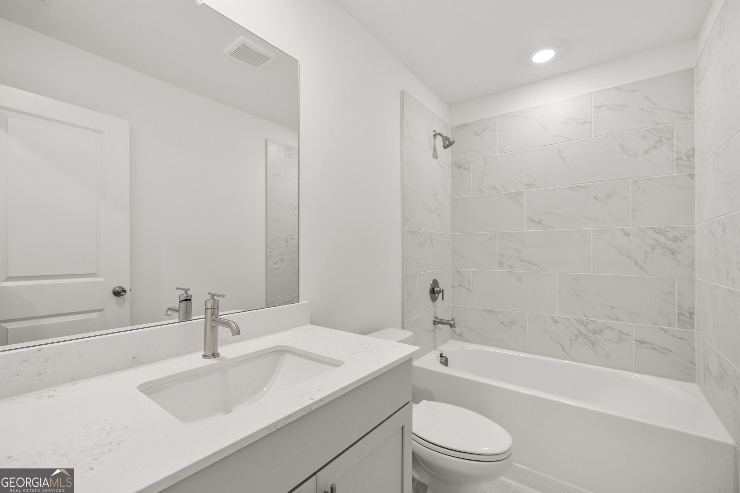 2814 Freshwater Court