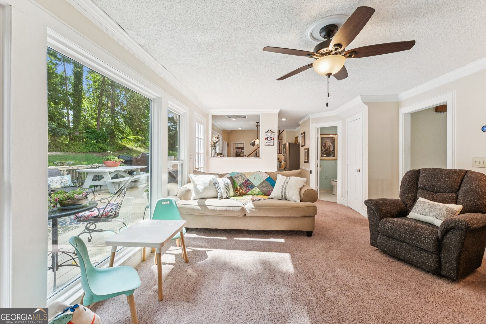 585 Emerald Parkway
