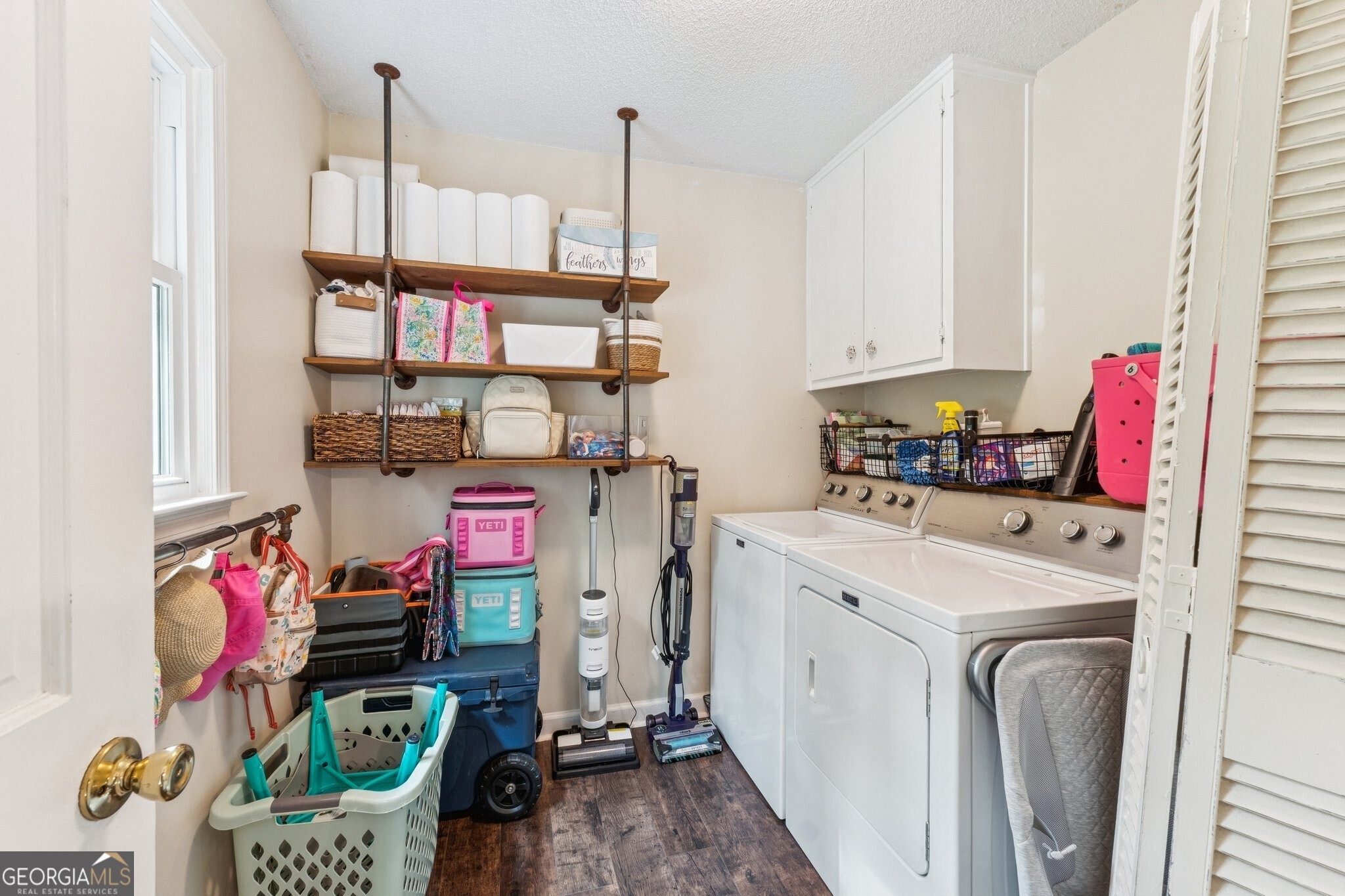 585 Emerald Parkway