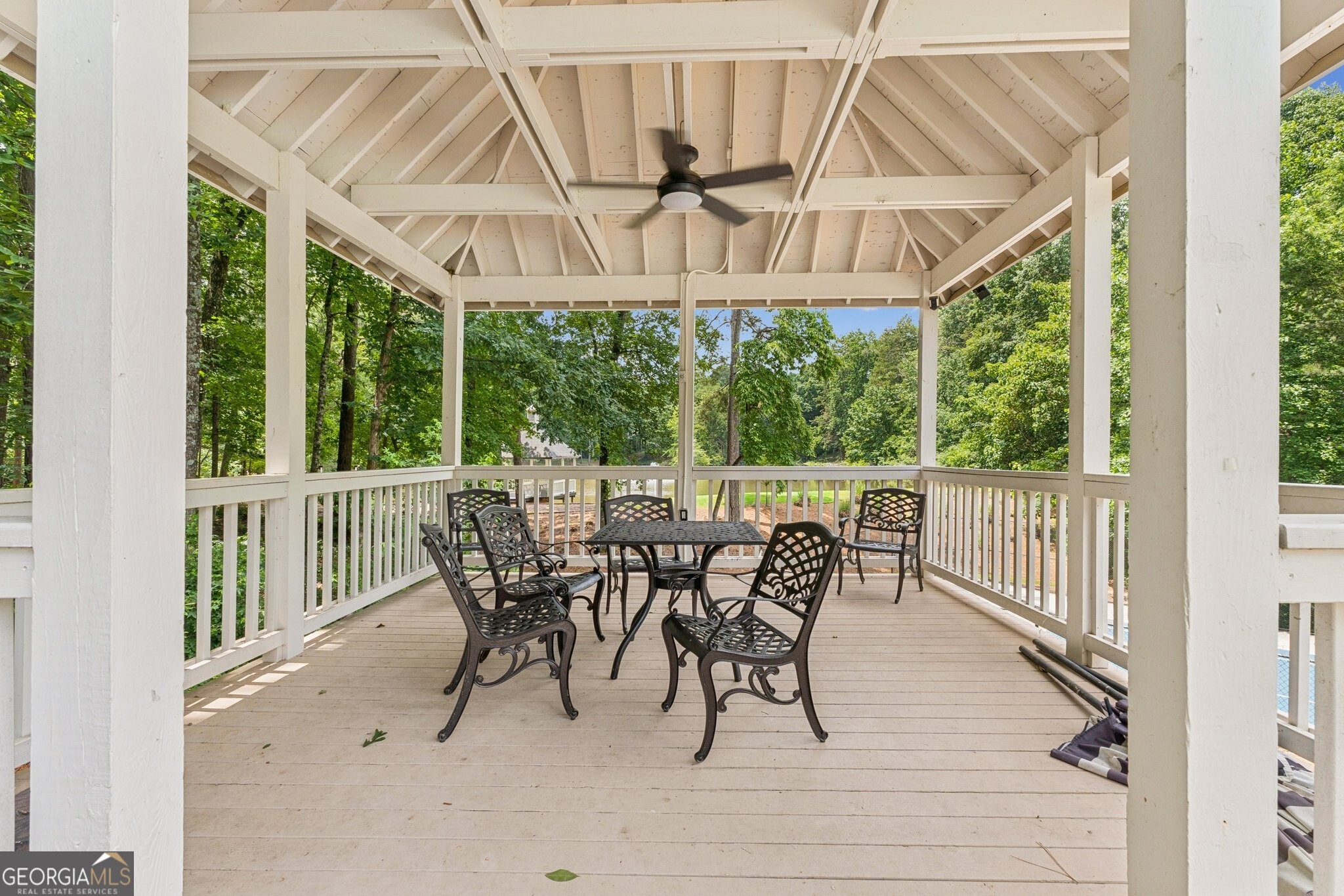 585 Emerald Parkway