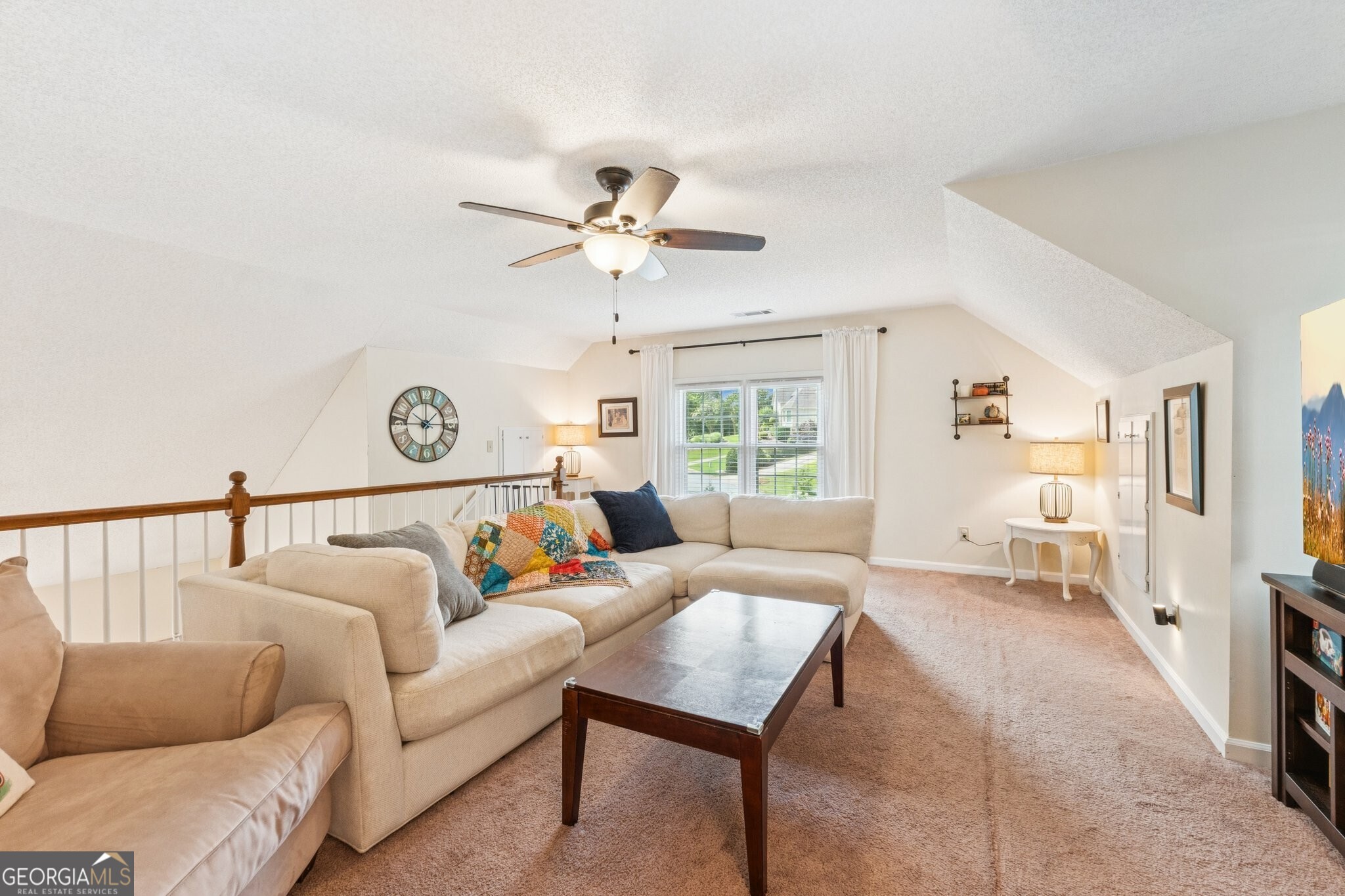 585 Emerald Parkway