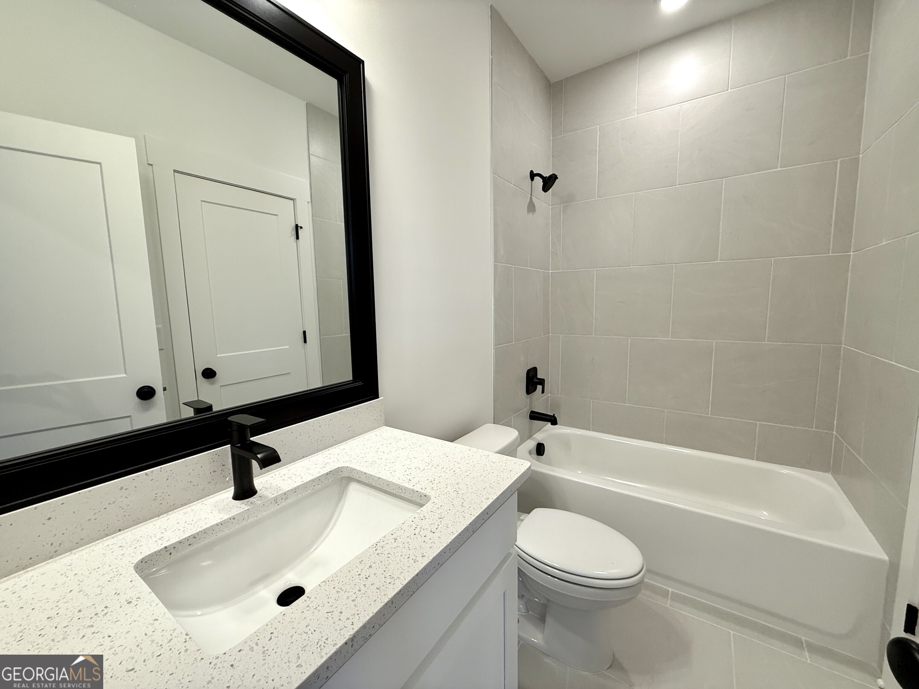 5615 Meadowstone Walk