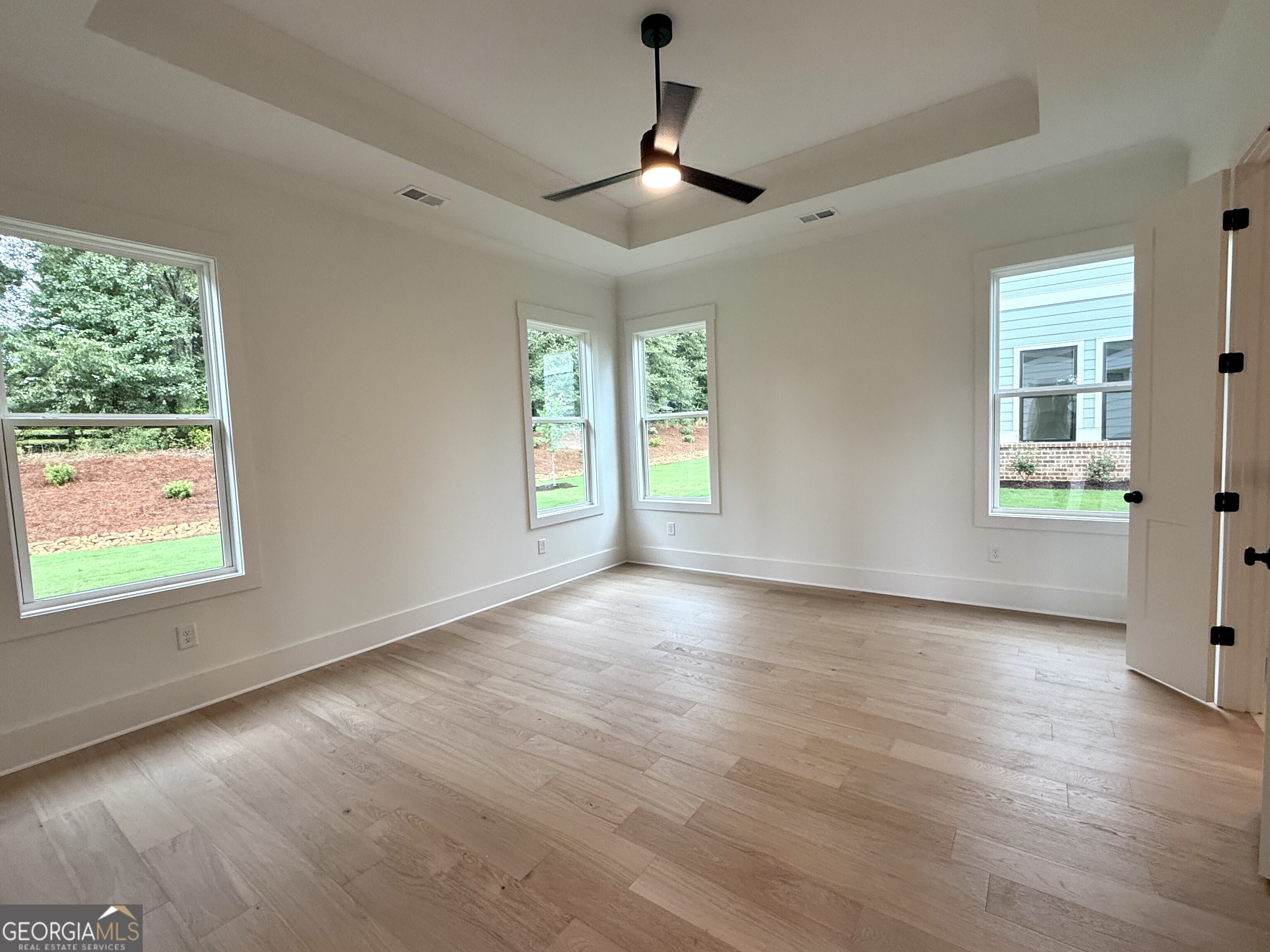 5615 Meadowstone Walk