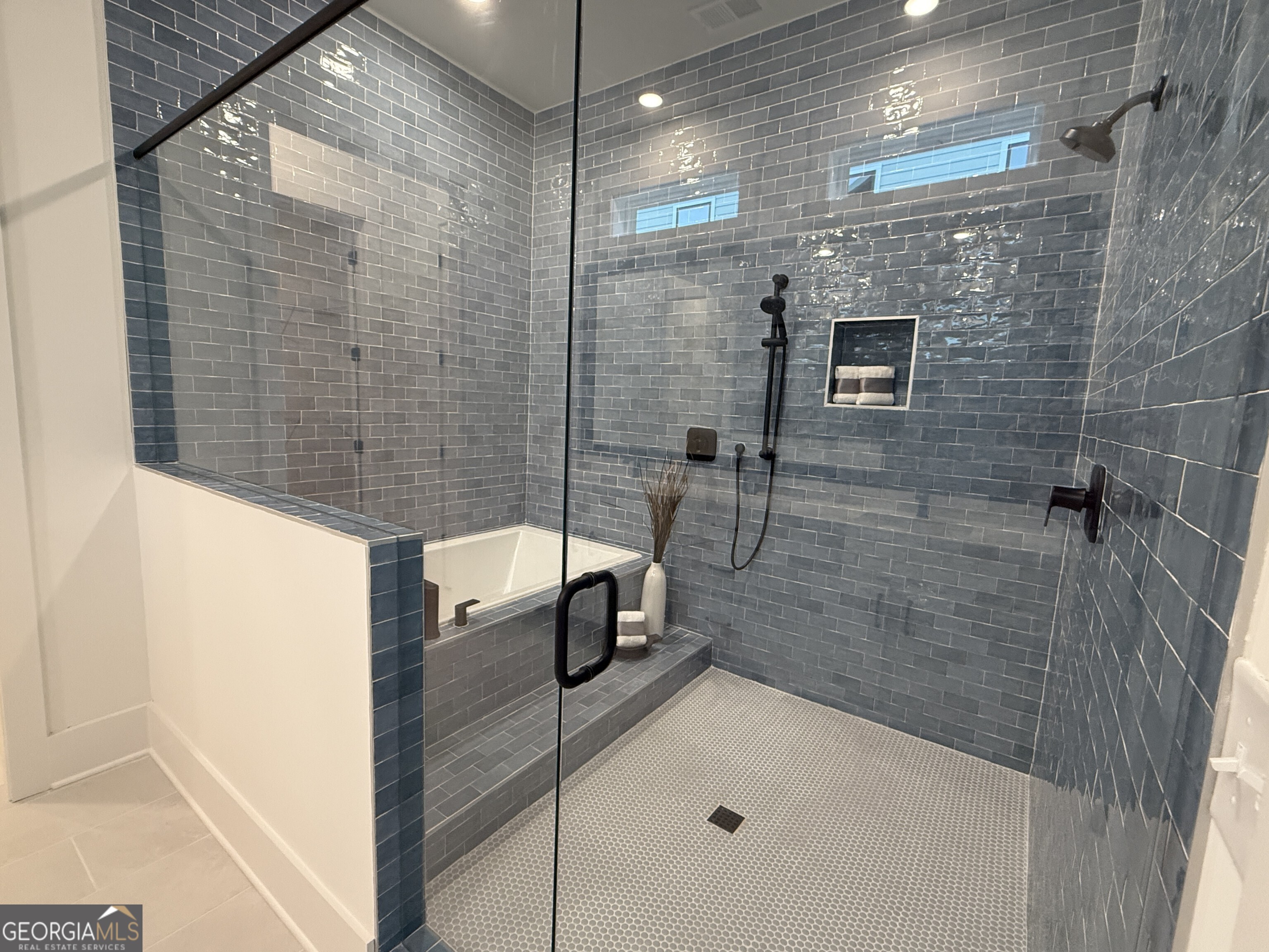 5615 Meadowstone Walk