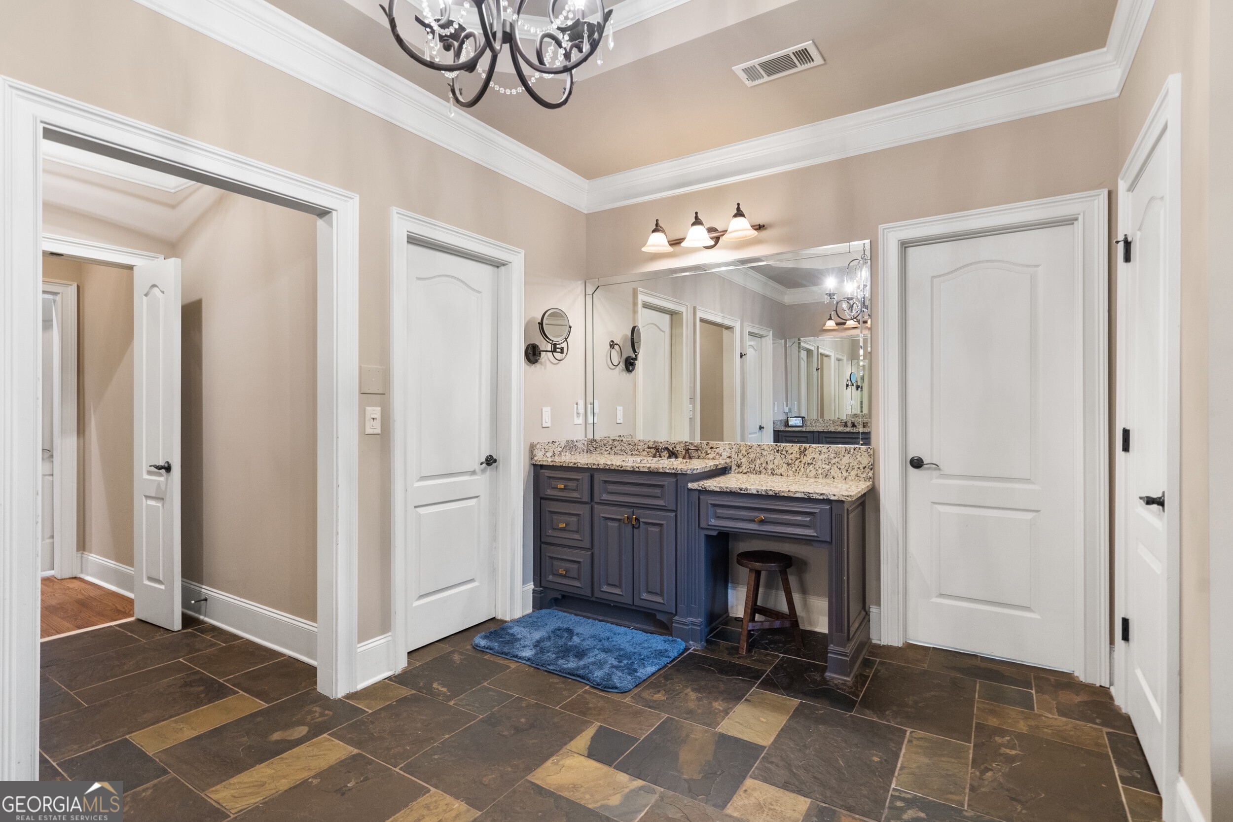 3140 Glastonbury Lane