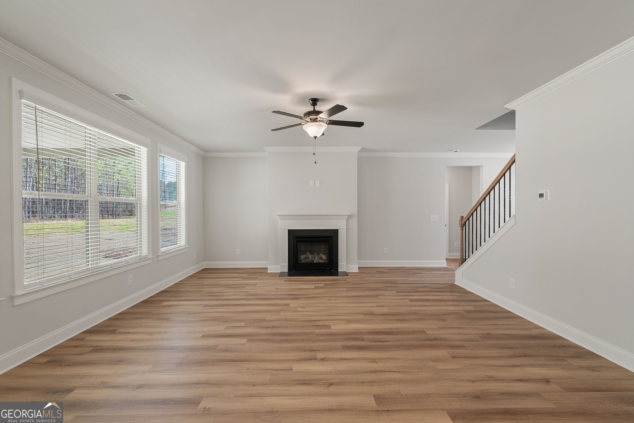 3245 Lions Ruby Lane
