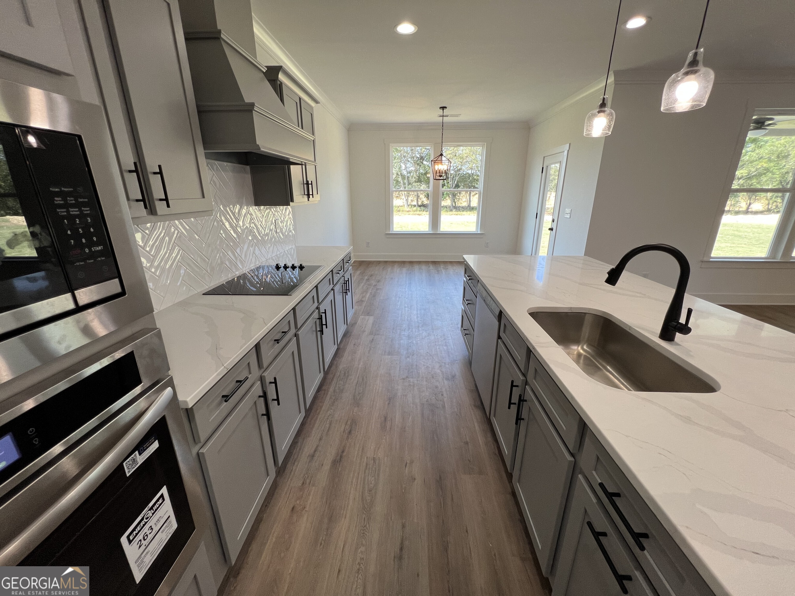 28 Tomahawk Trail