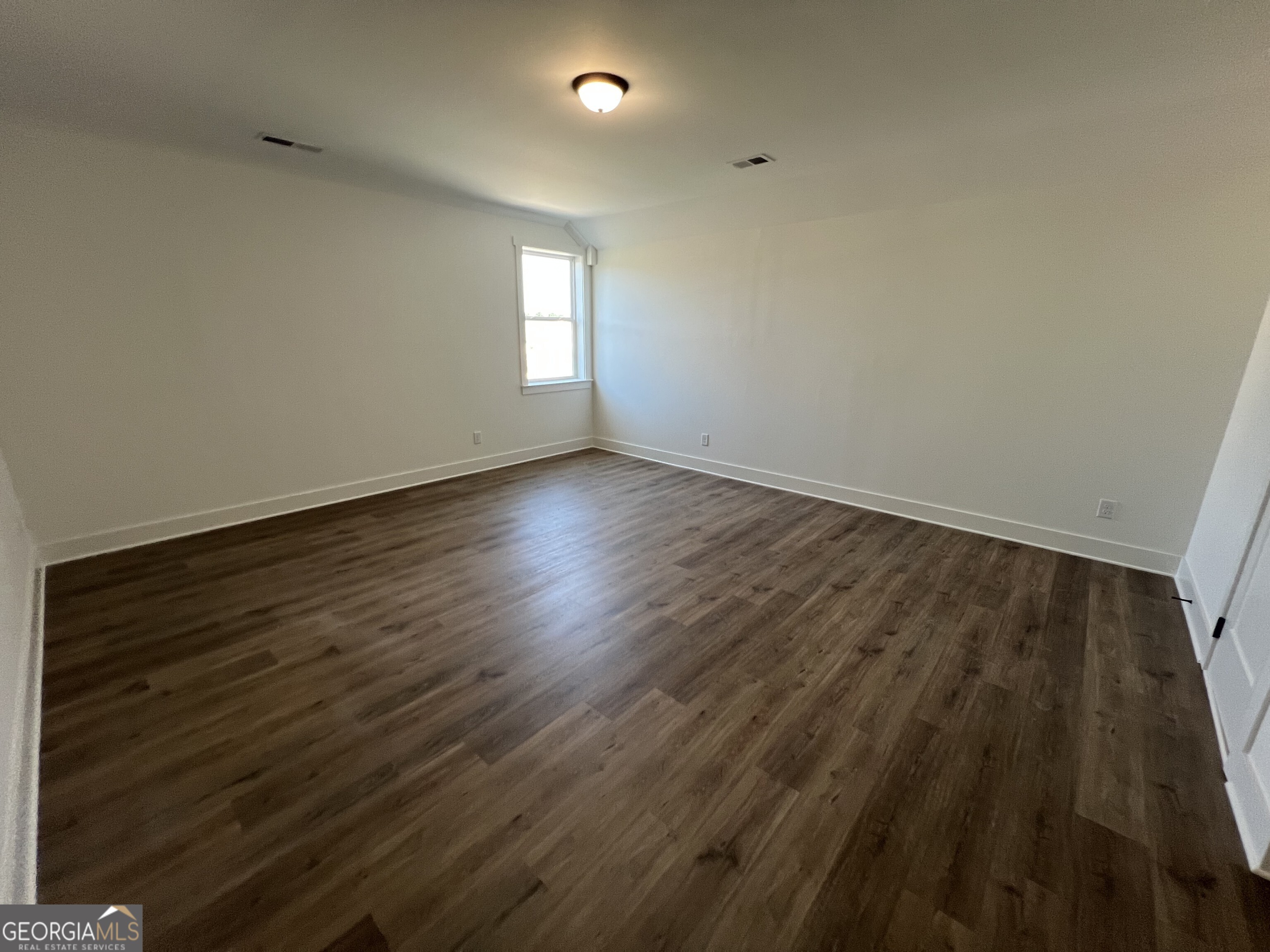 28 Tomahawk Trail