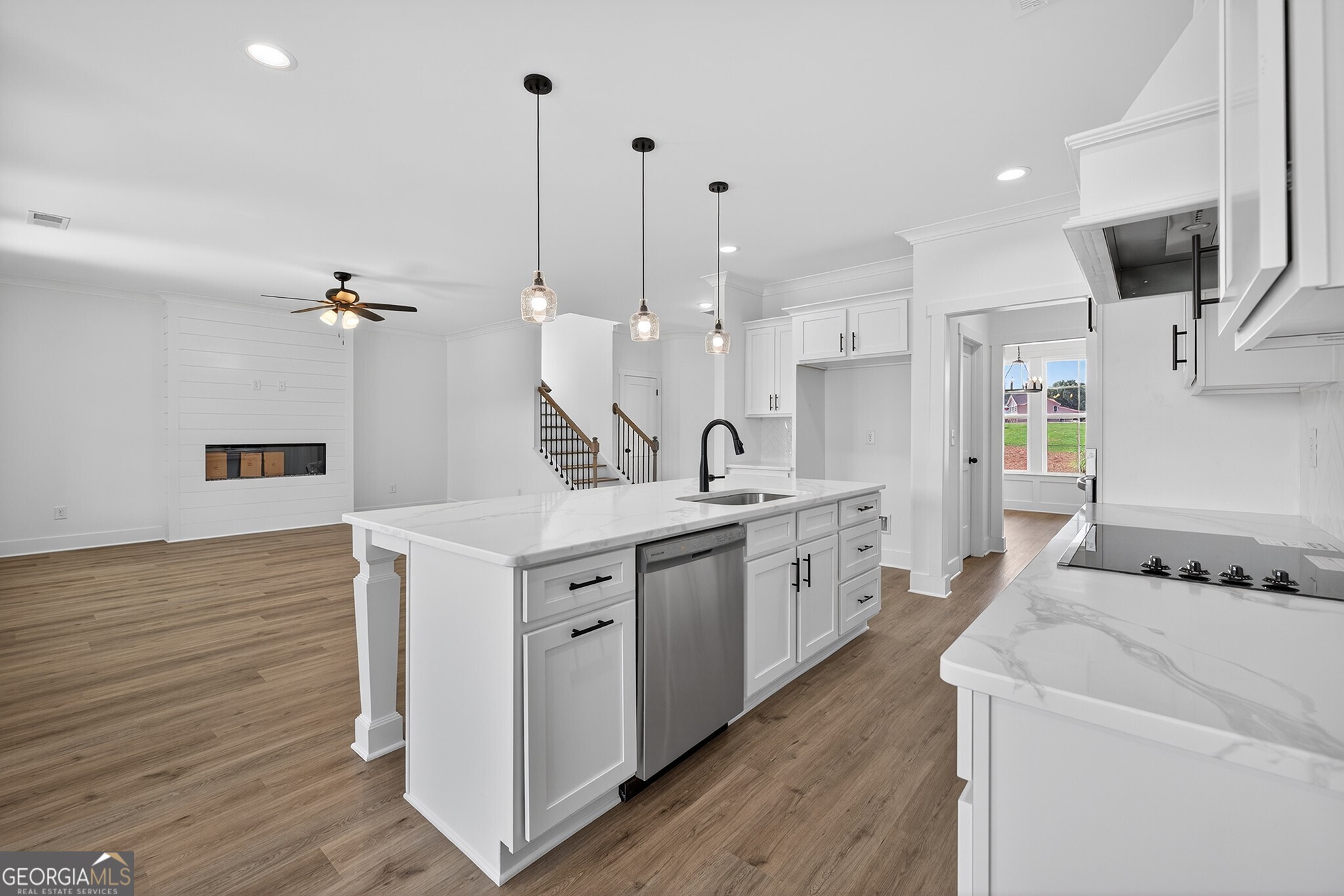 143 Tomahawk Trail