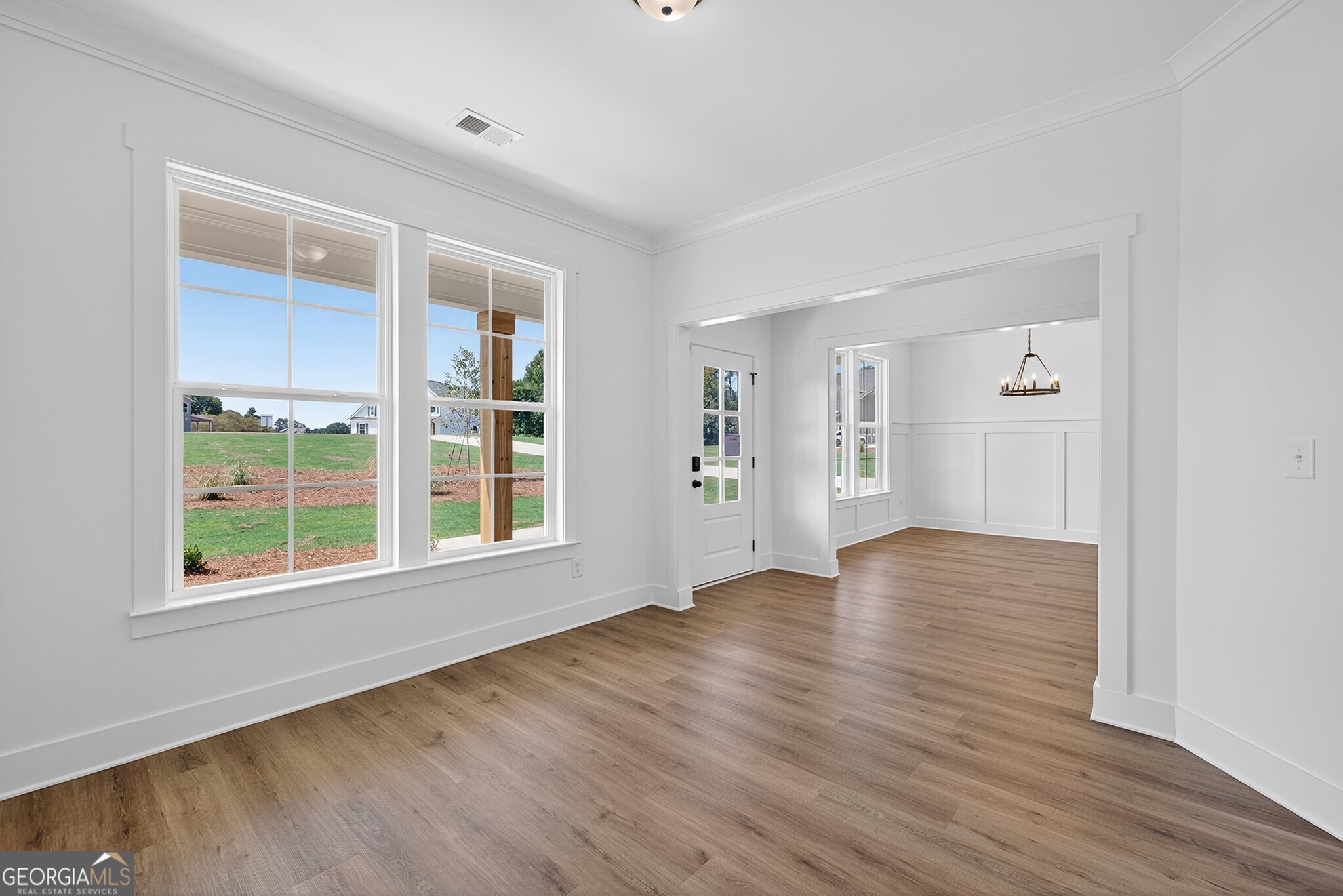 143 Tomahawk Trail