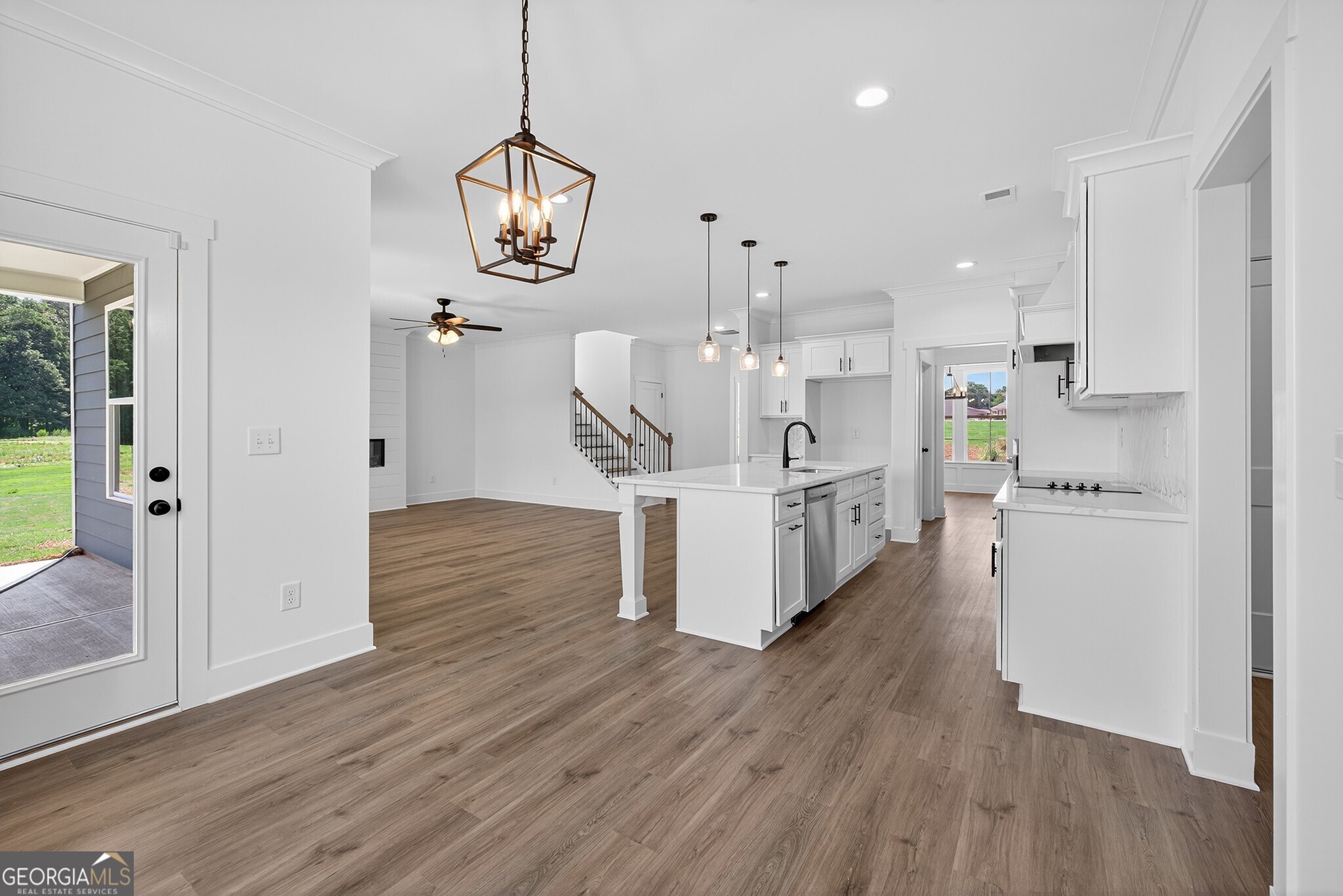 143 Tomahawk Trail