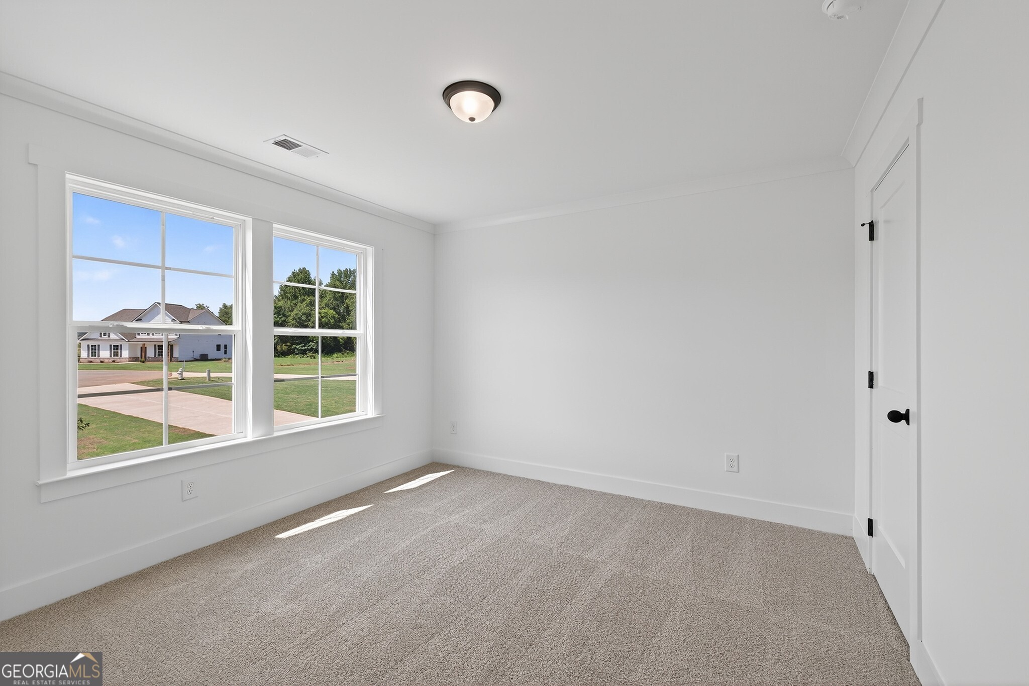 143 Tomahawk Trail